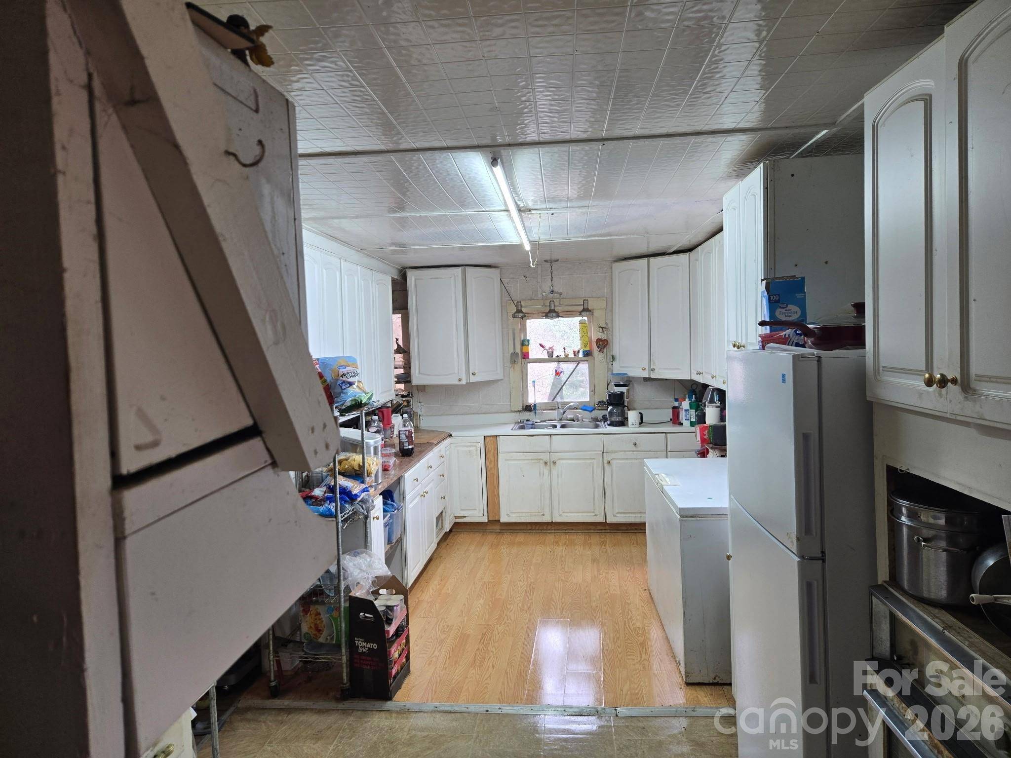705 Doc Howell RD, Spruce Pine, NC 28777