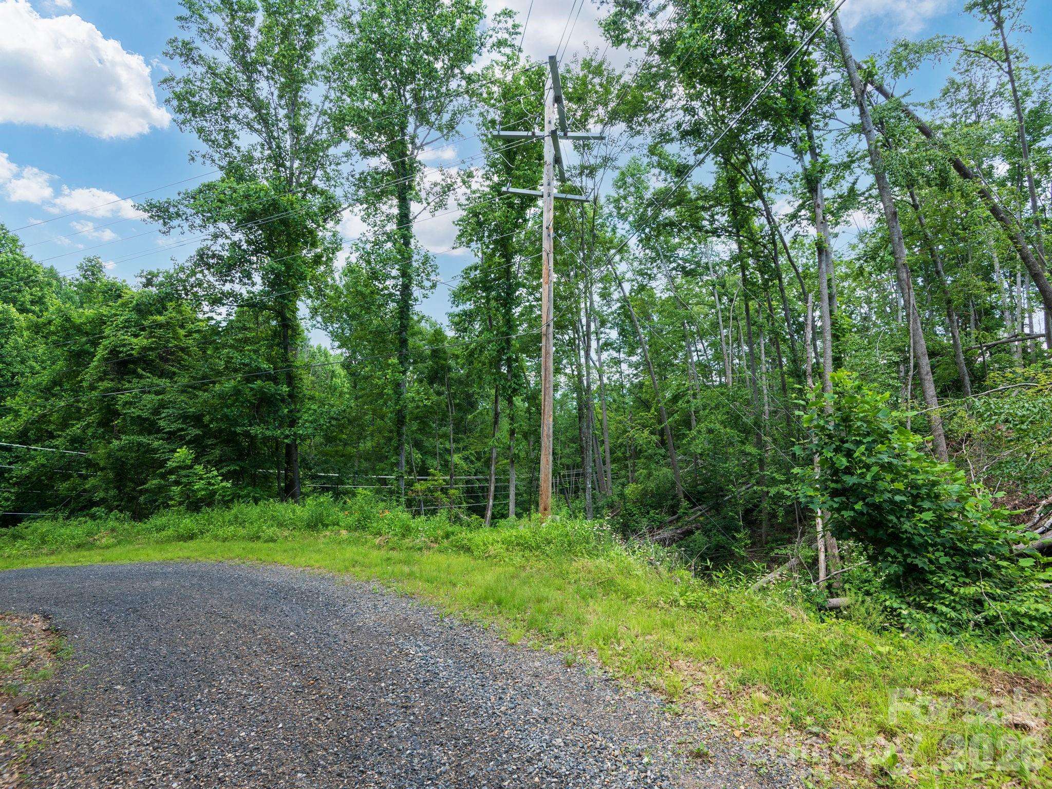 99999 Winterberry RD #11, Burnsville, NC 28714