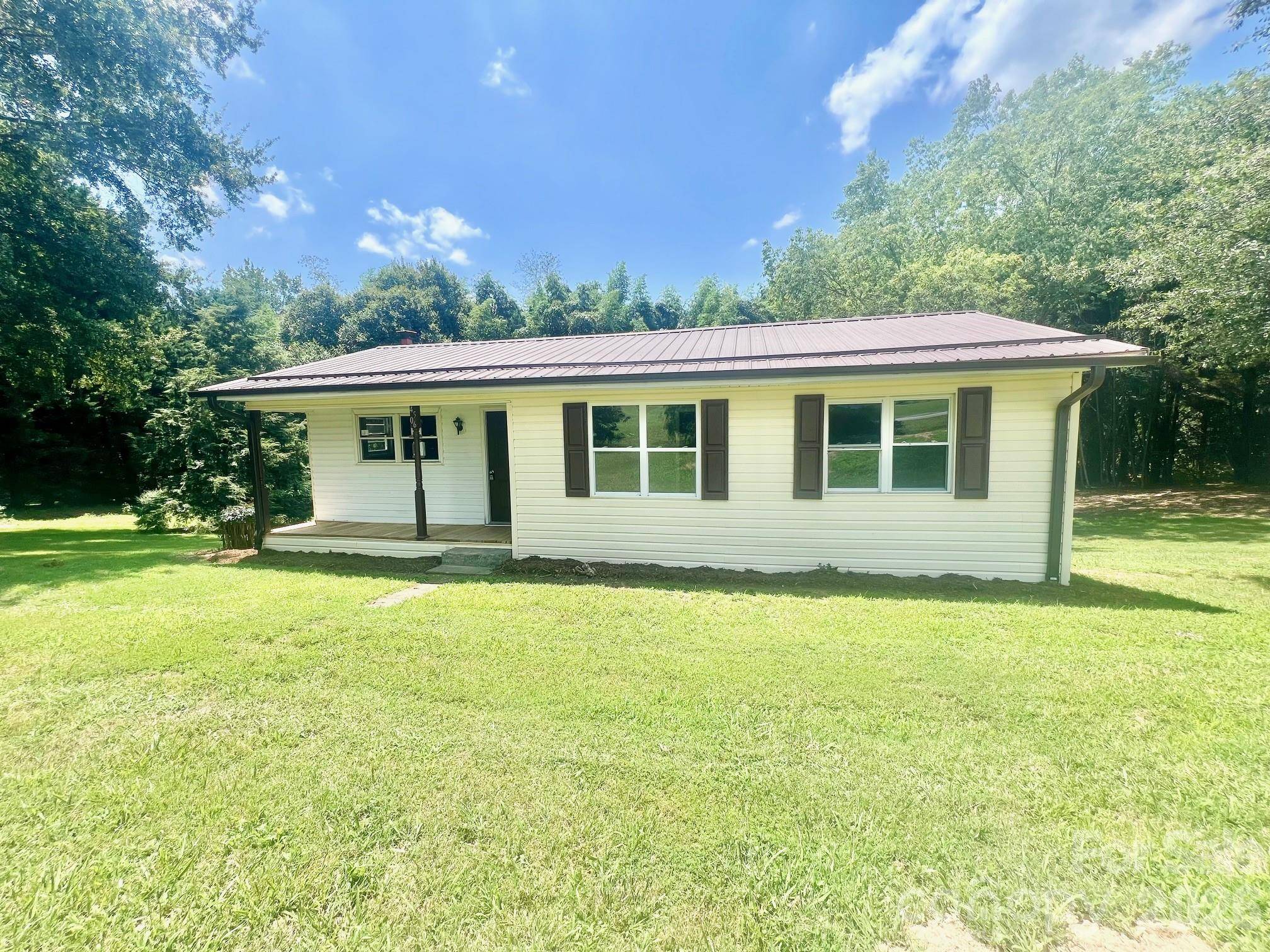 4506 Rink Dam RD, Taylorsville, NC 28681