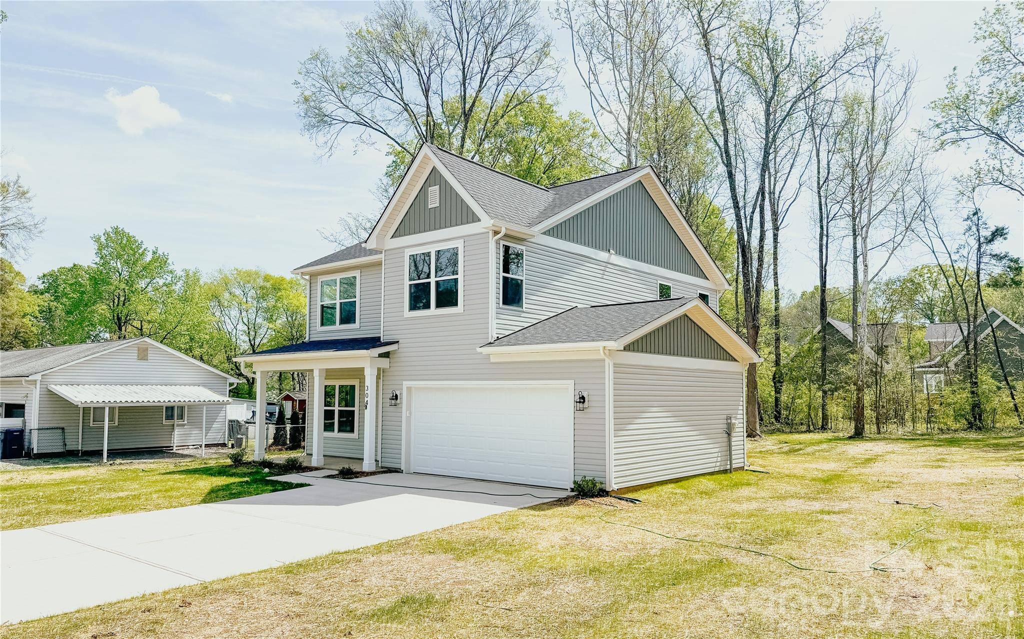 304 Woodside DR, Harrisburg, NC 28075