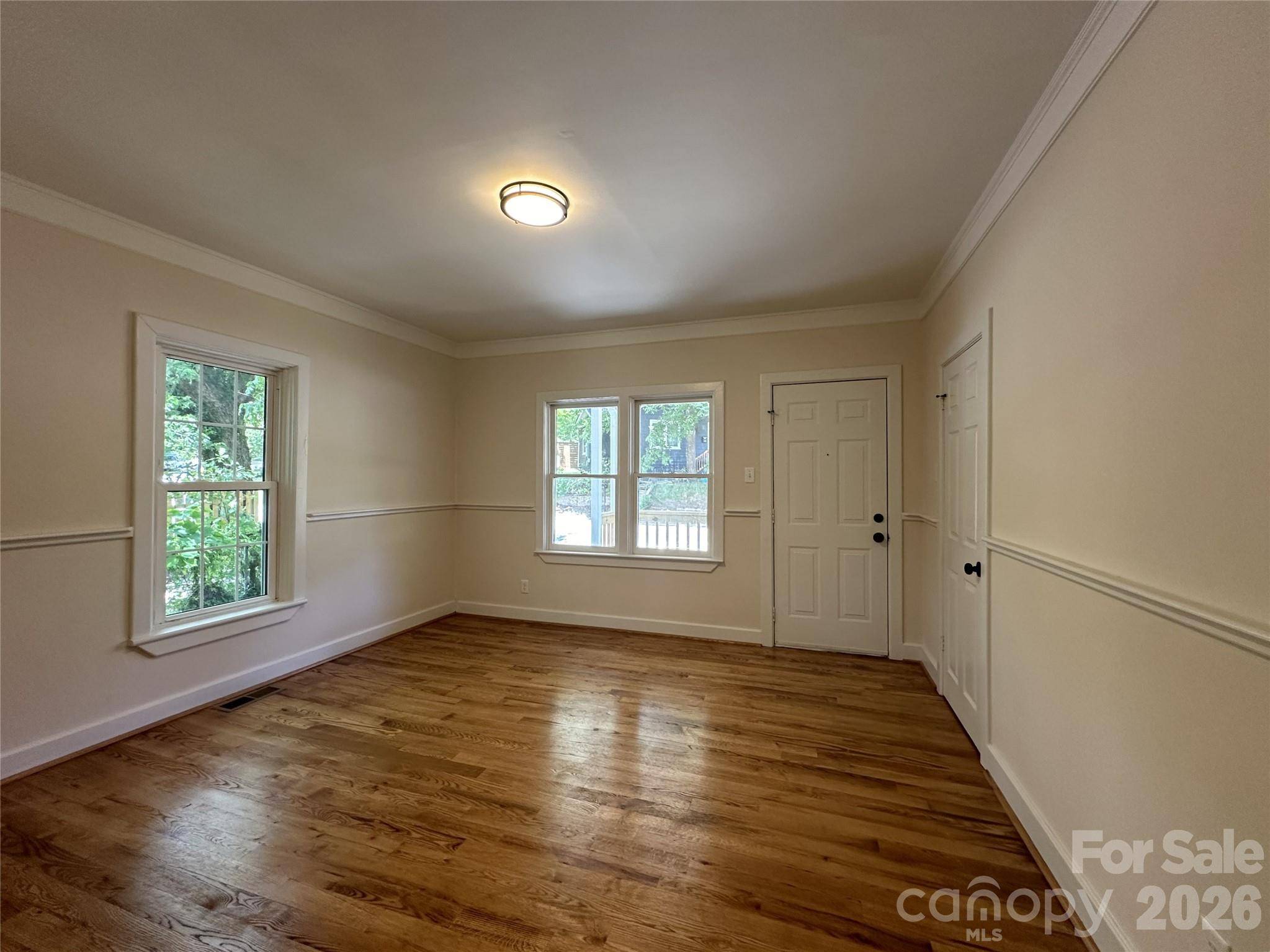 123 State ST, Asheville, NC 28806
