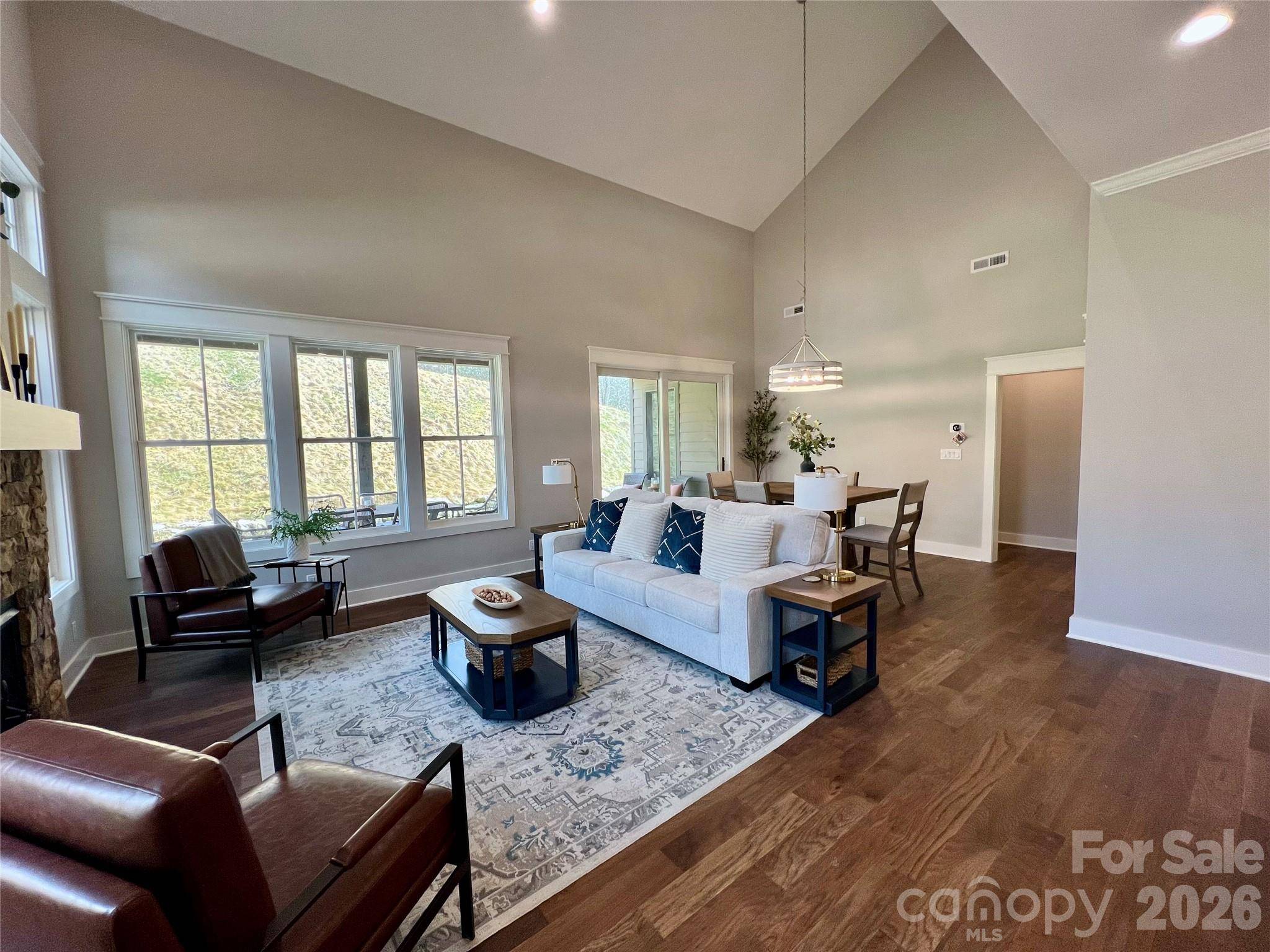 105 Chimney Chase TRL, Hendersonville, NC 28739