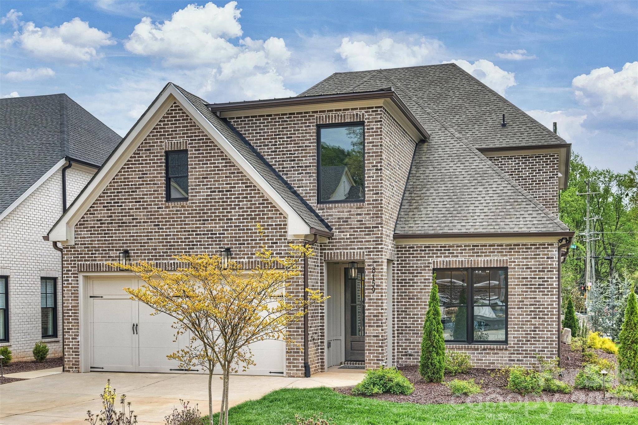 8159 Fairview RD, Charlotte, NC 28226