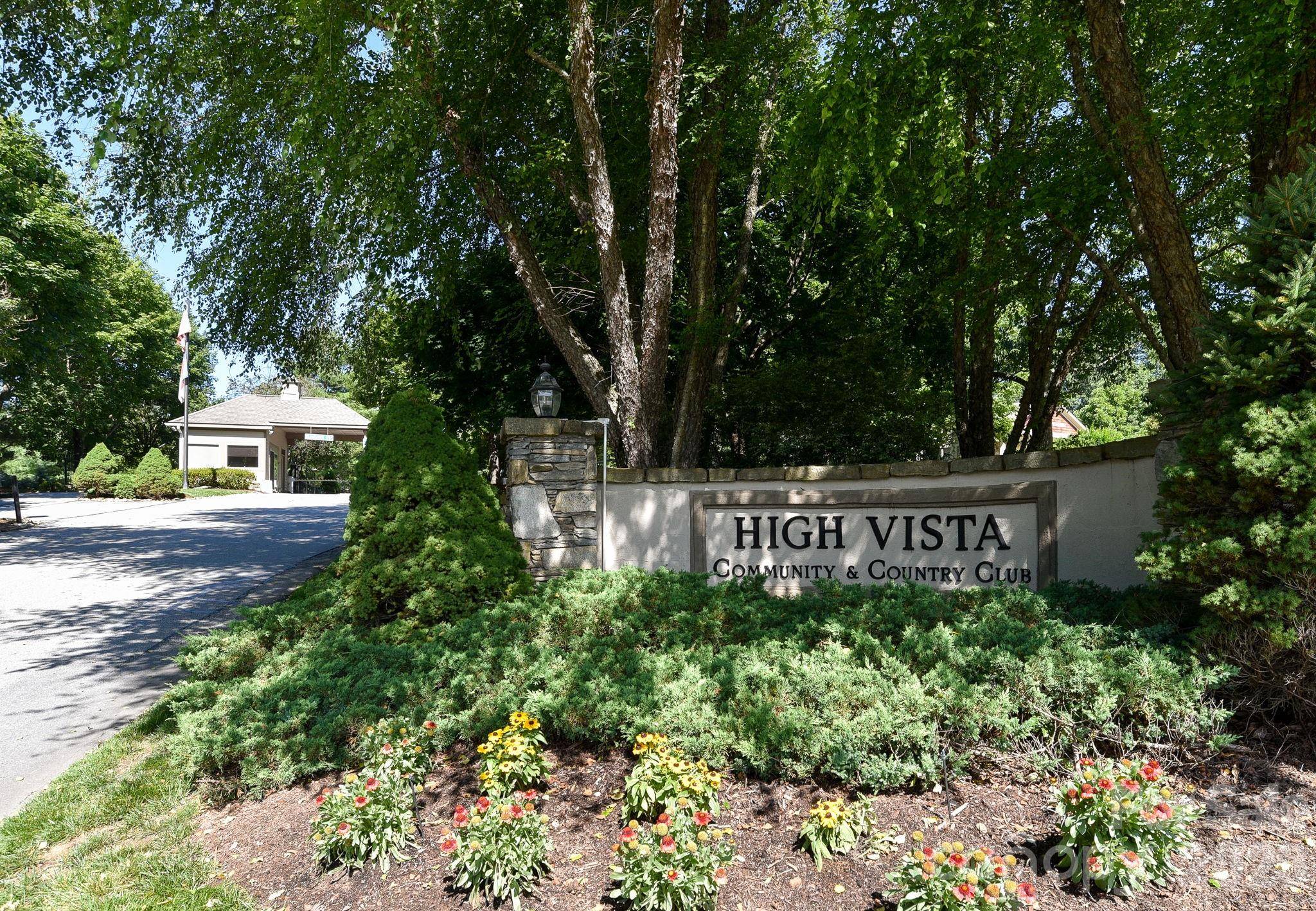 85 Shinnecock DR #7, Mills River, NC 28759