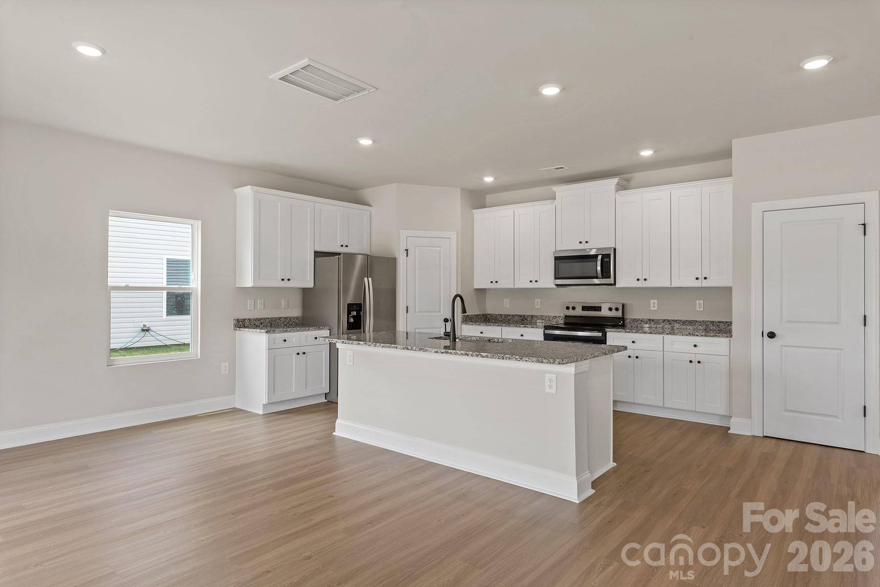 3350 Yorkshire DR, Gastonia, NC 28052
