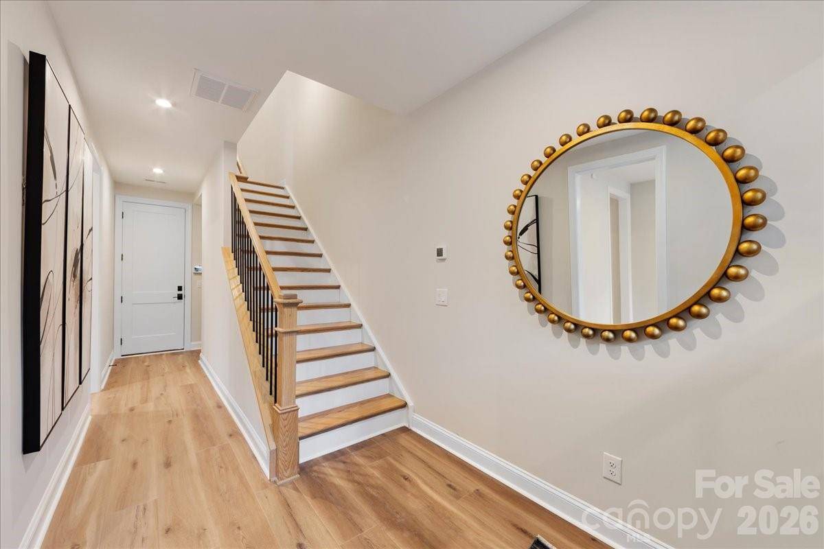 14014 Meera LN, Charlotte, NC 28277