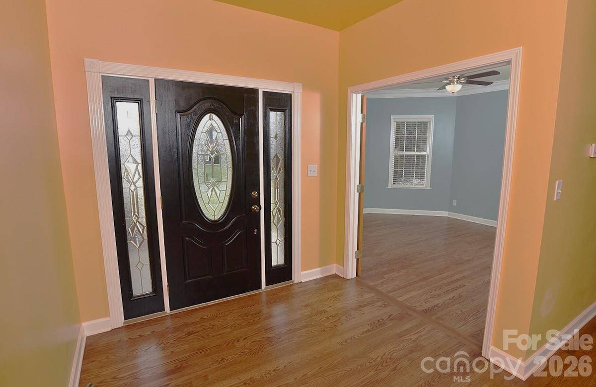 1203 Edgewater CT, Salisbury, NC 28146