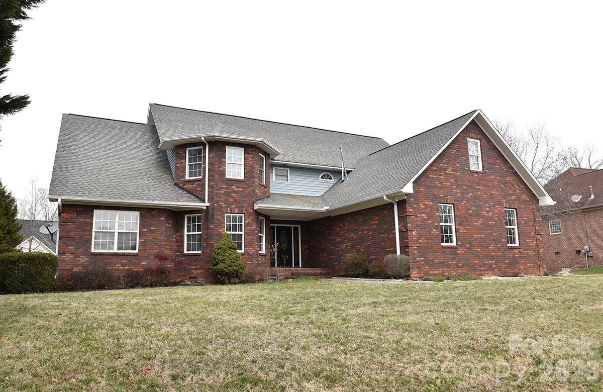 1203 Edgewater CT, Salisbury, NC 28146