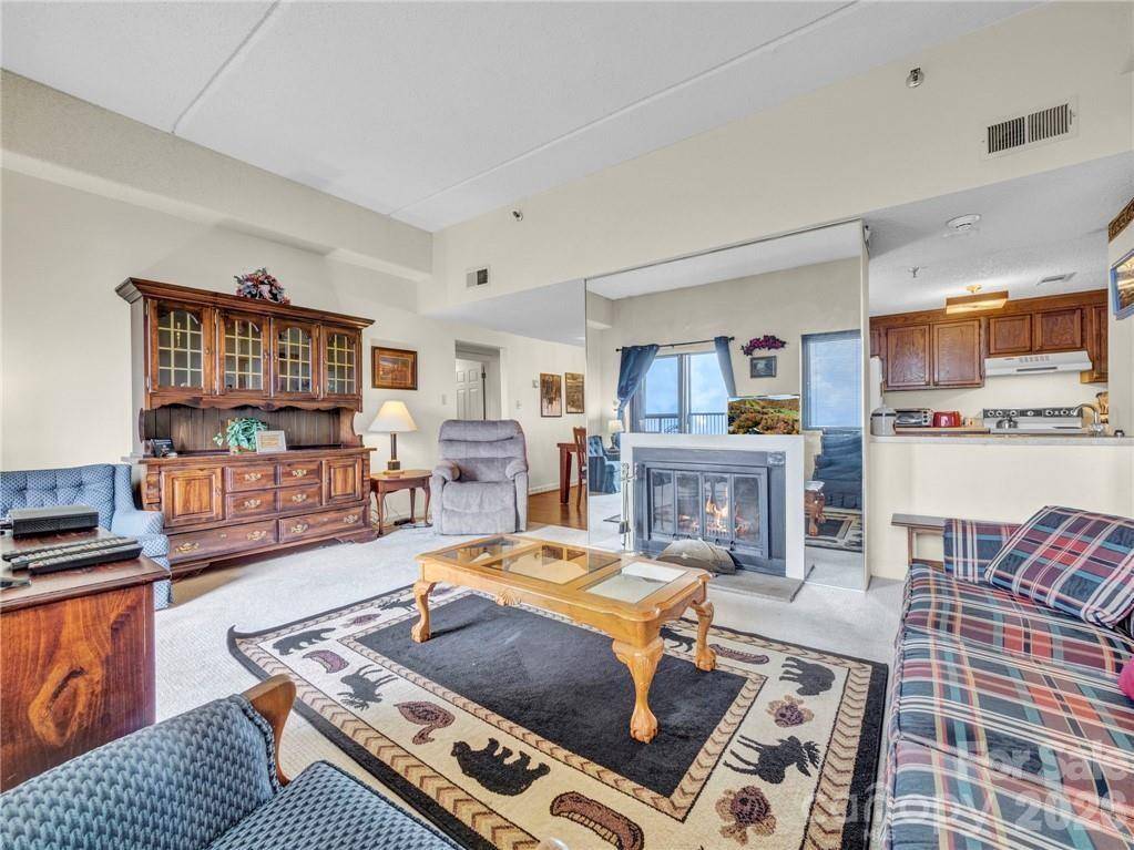303 Sugar Top DR #2716, Sugar Mountain, NC 28604