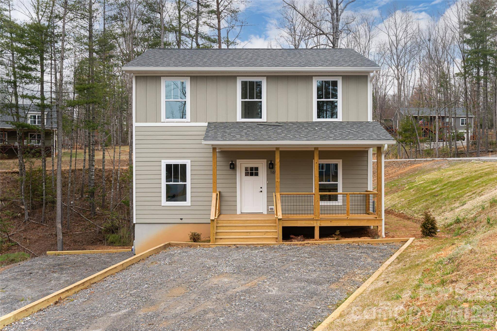 165 Cascade Ridge RD, Fairview, NC 28730
