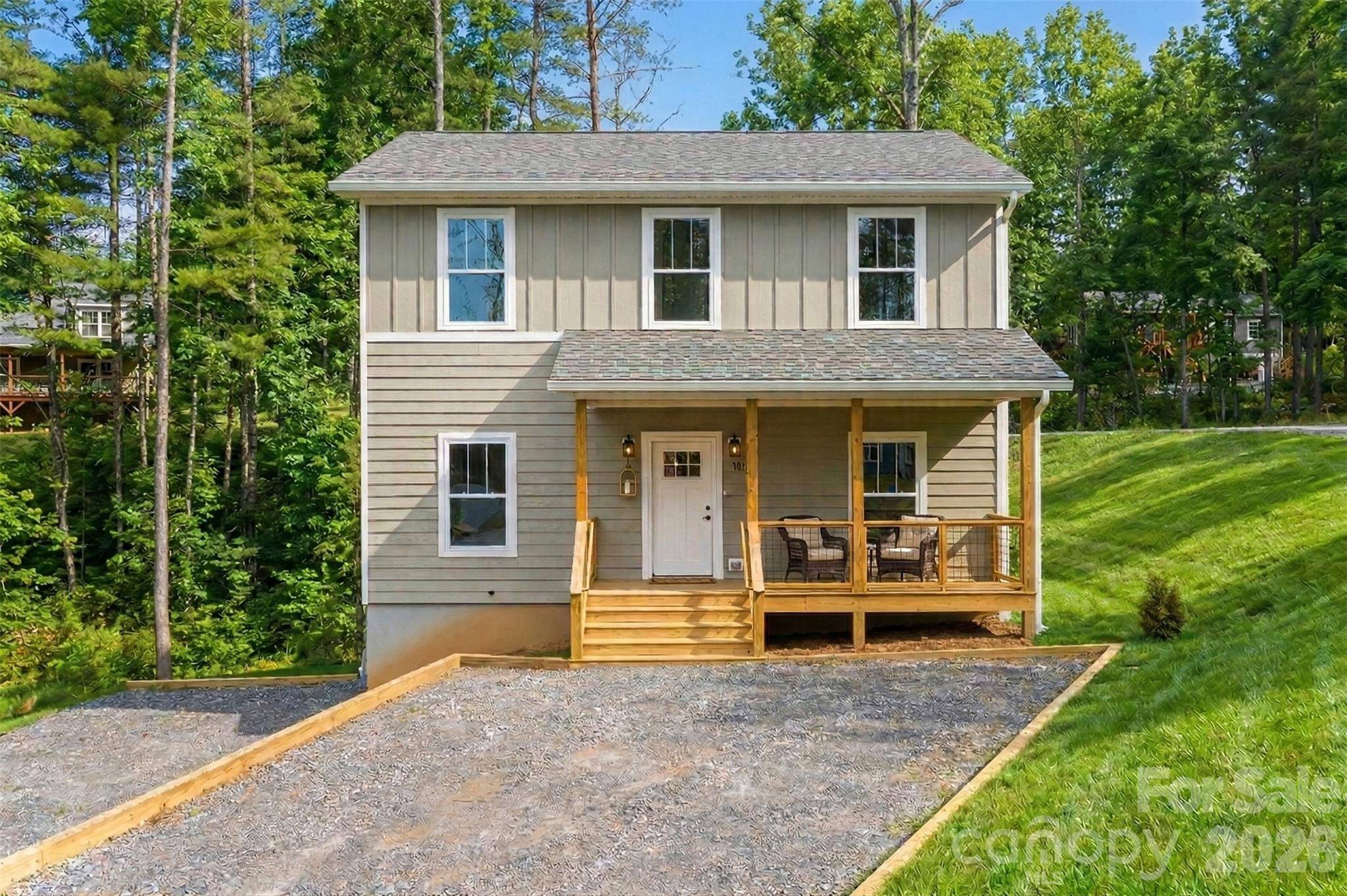 165 Cascade Ridge RD, Fairview, NC 28730