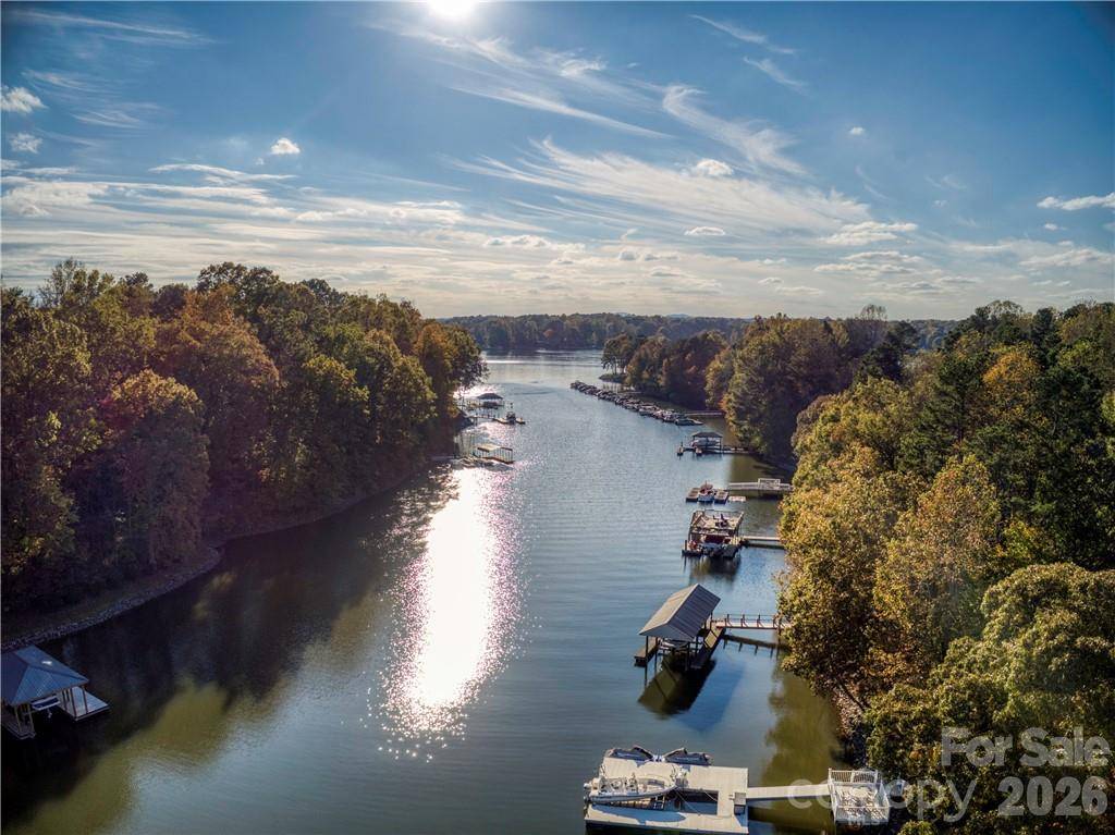 152 Fox Hunt DR #5, Mooresville, NC 28117