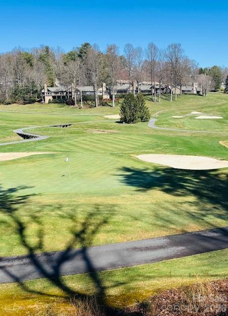 121 Burning Tree LN #121, Flat Rock, NC 28731