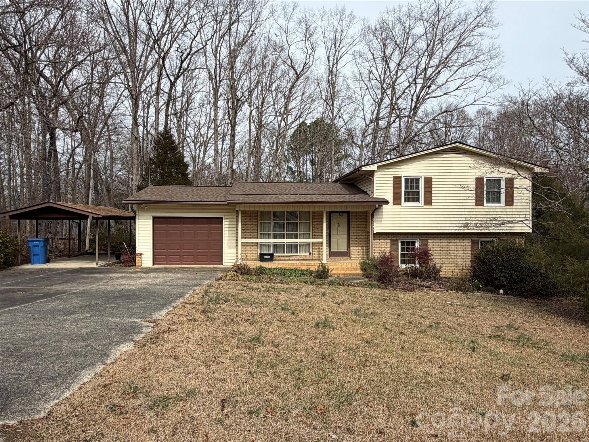 2033 Sprucewood ST, Albemarle, NC 28001