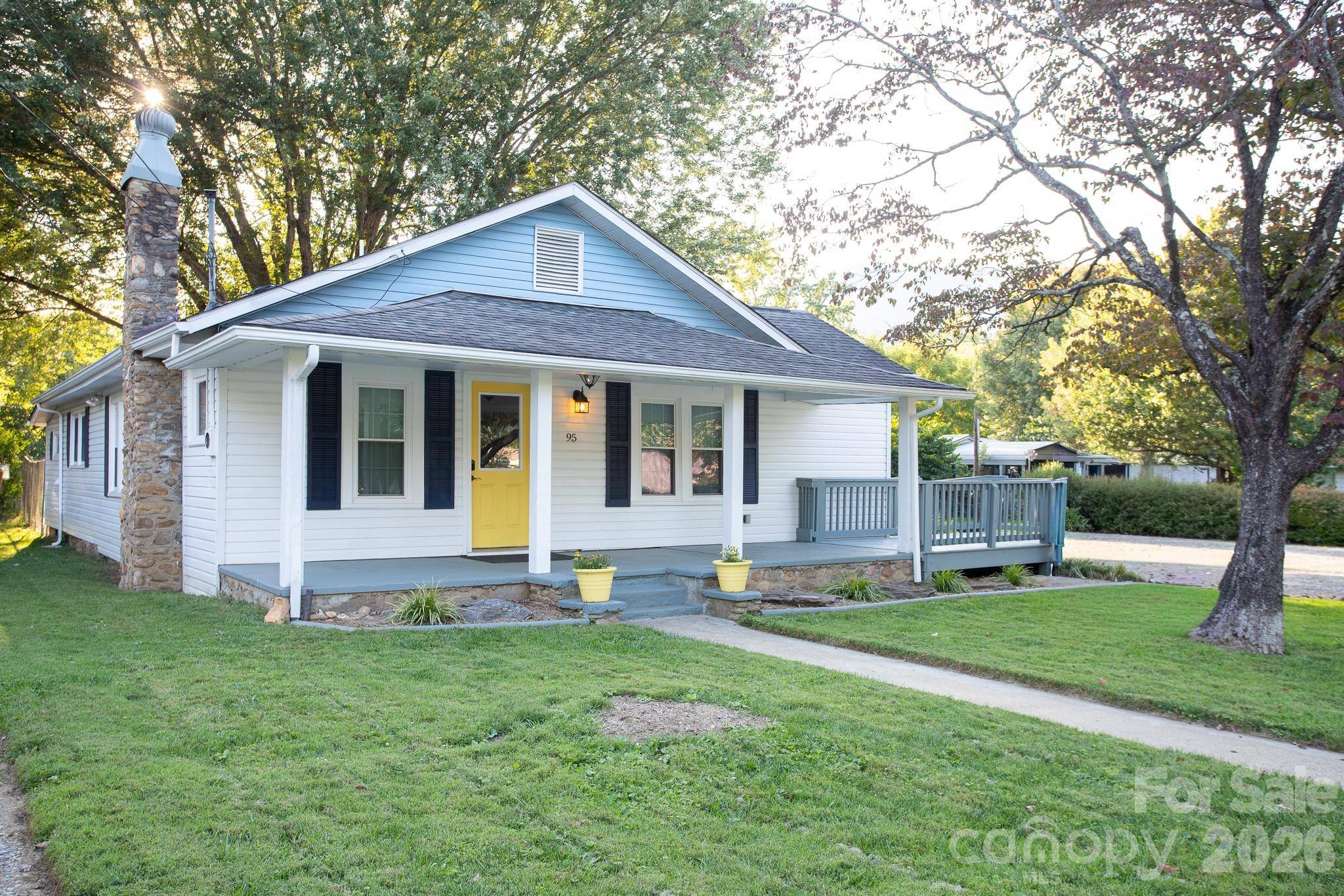 95 Elysinia AVE, Waynesville, NC 28786