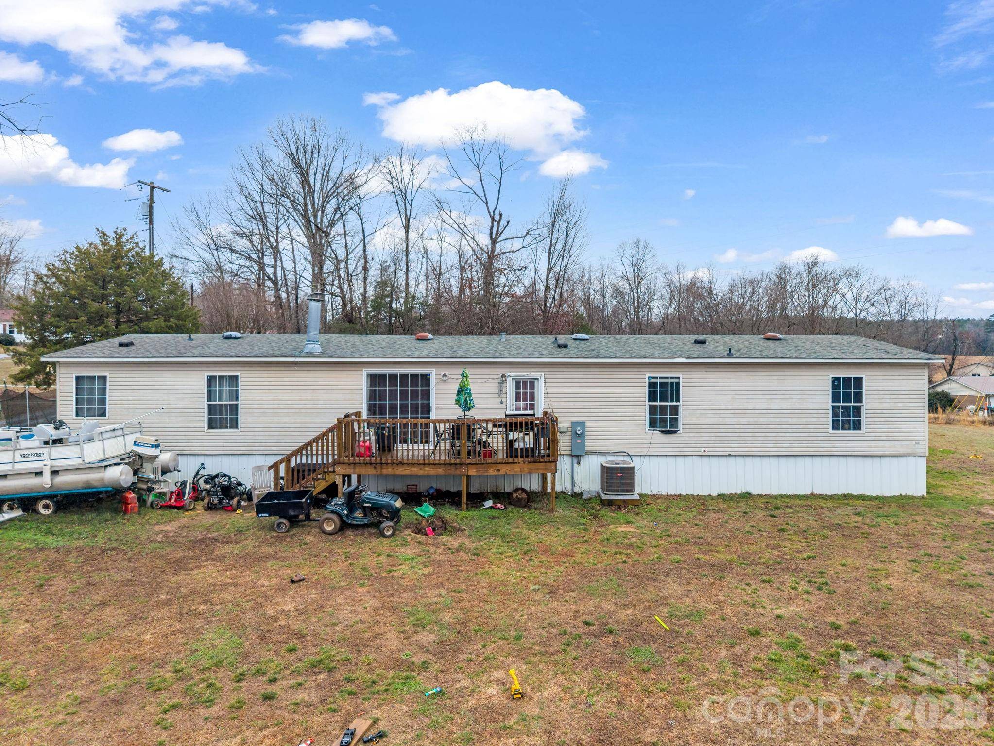 827 Old Henrietta RD, Forest City, NC 28043