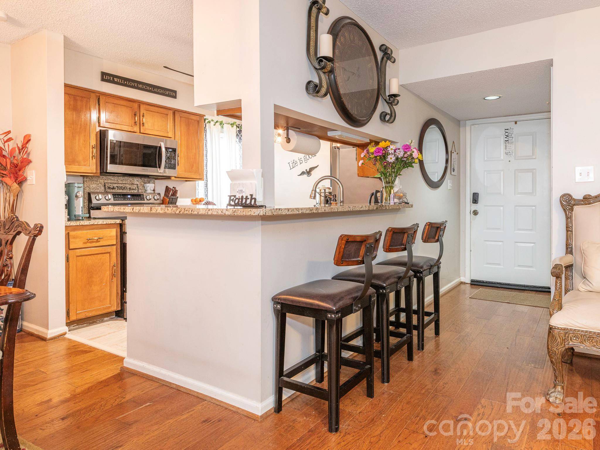 7200 Winery LN, Charlotte, NC 28227