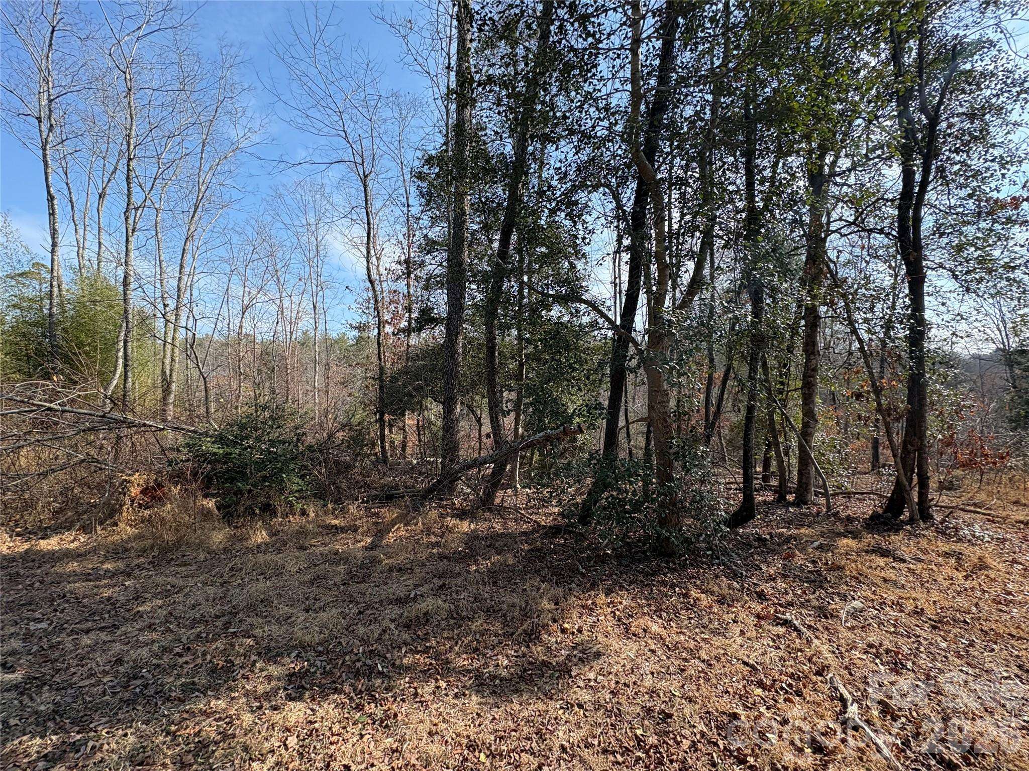 120 Shamrock CIR, Hudson, NC 28638