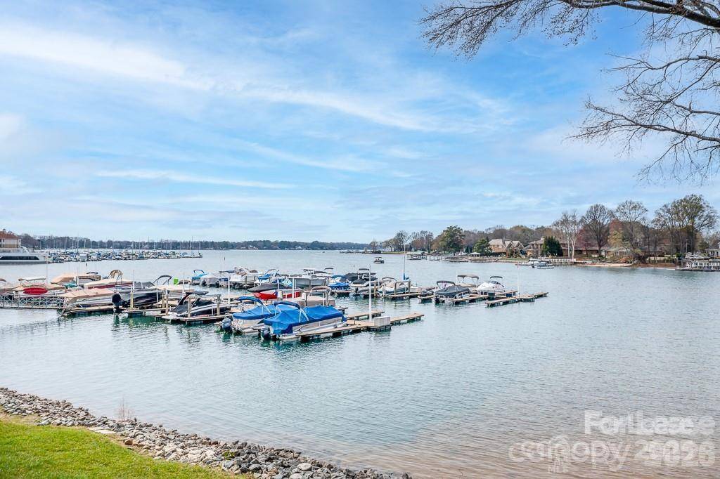 18709 Nautical DR #206, Cornelius, NC 29031