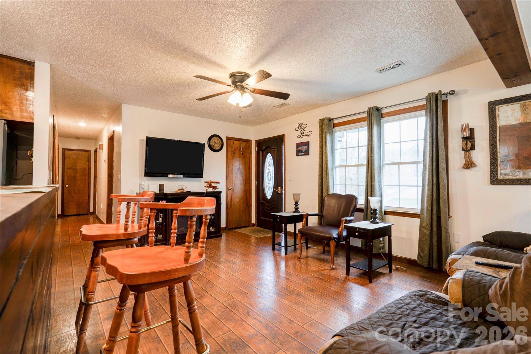 111 Hicks RD, Grover, NC 28073
