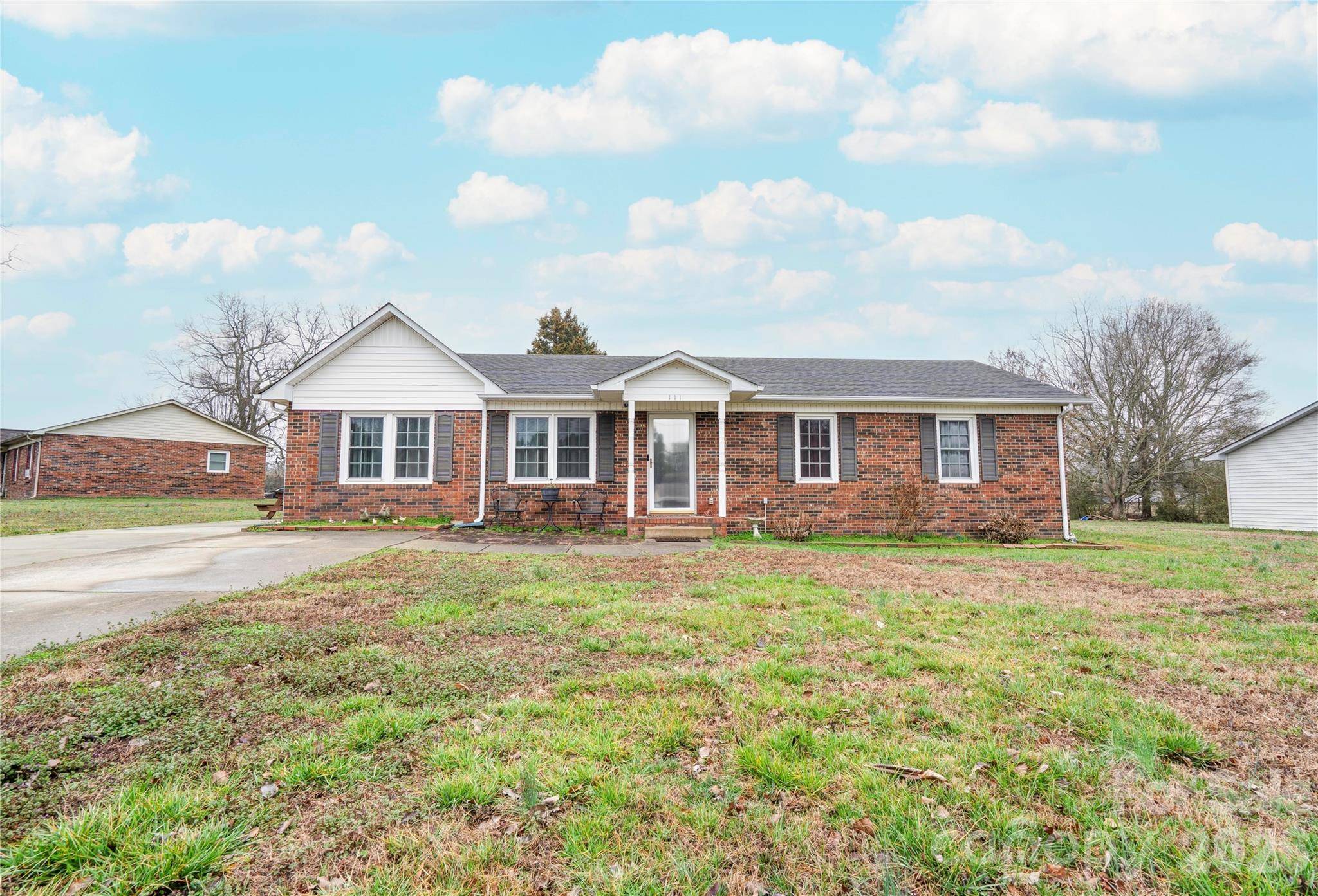 111 Hicks RD, Grover, NC 28073