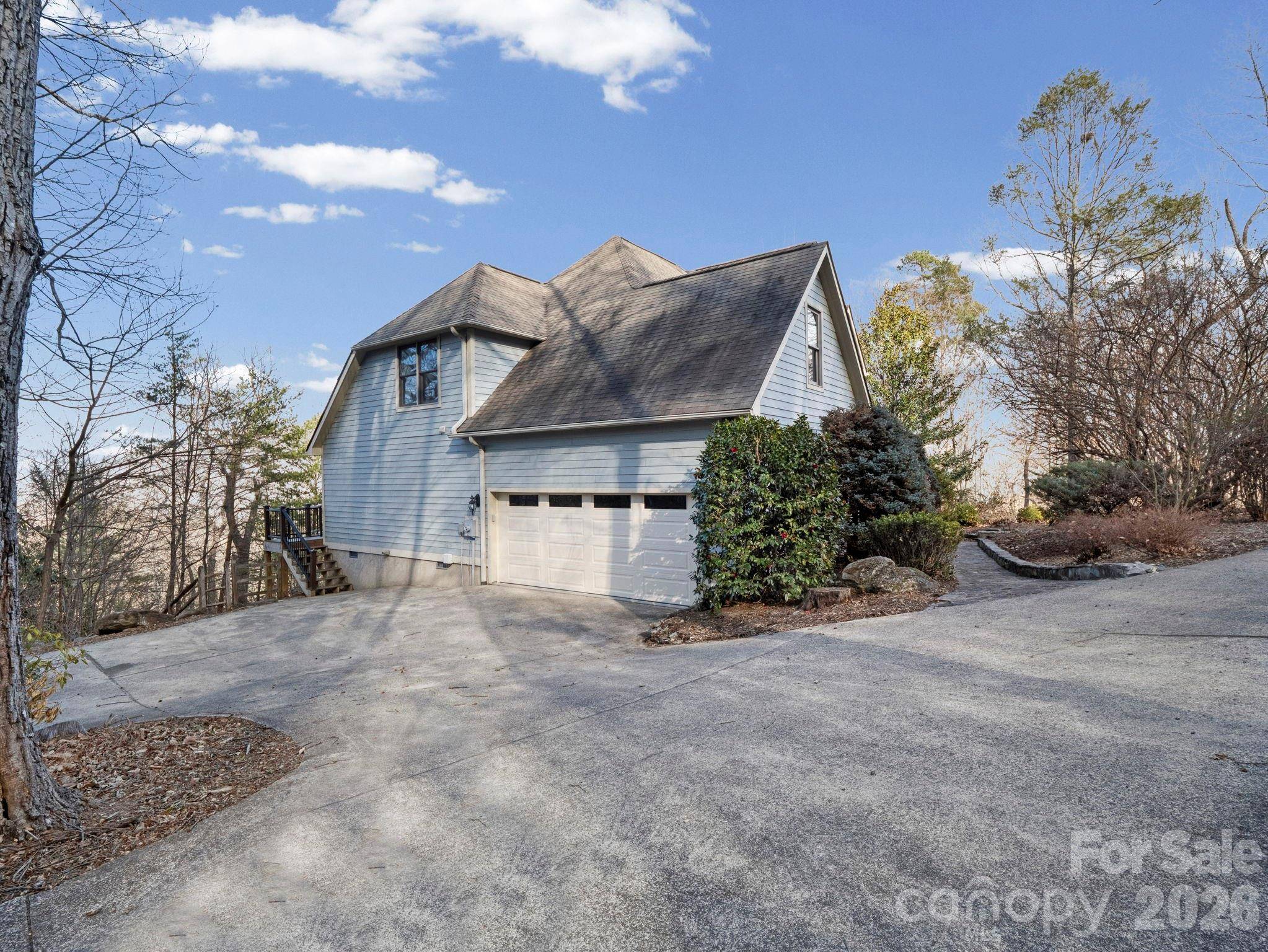 308 Bluebird RD, Lake Lure, NC 28746