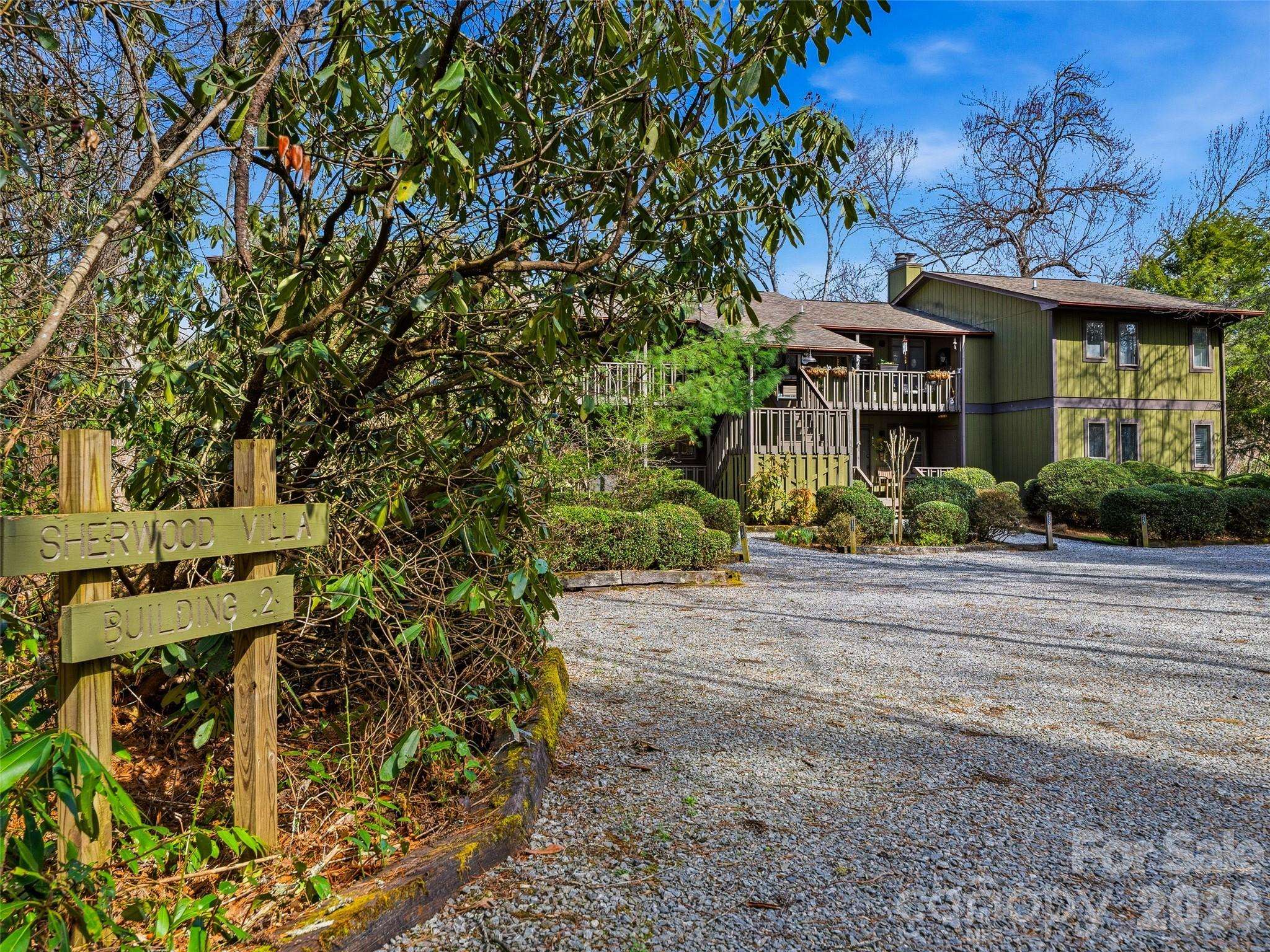 15 Gold Finch CT, Brevard, NC 28712