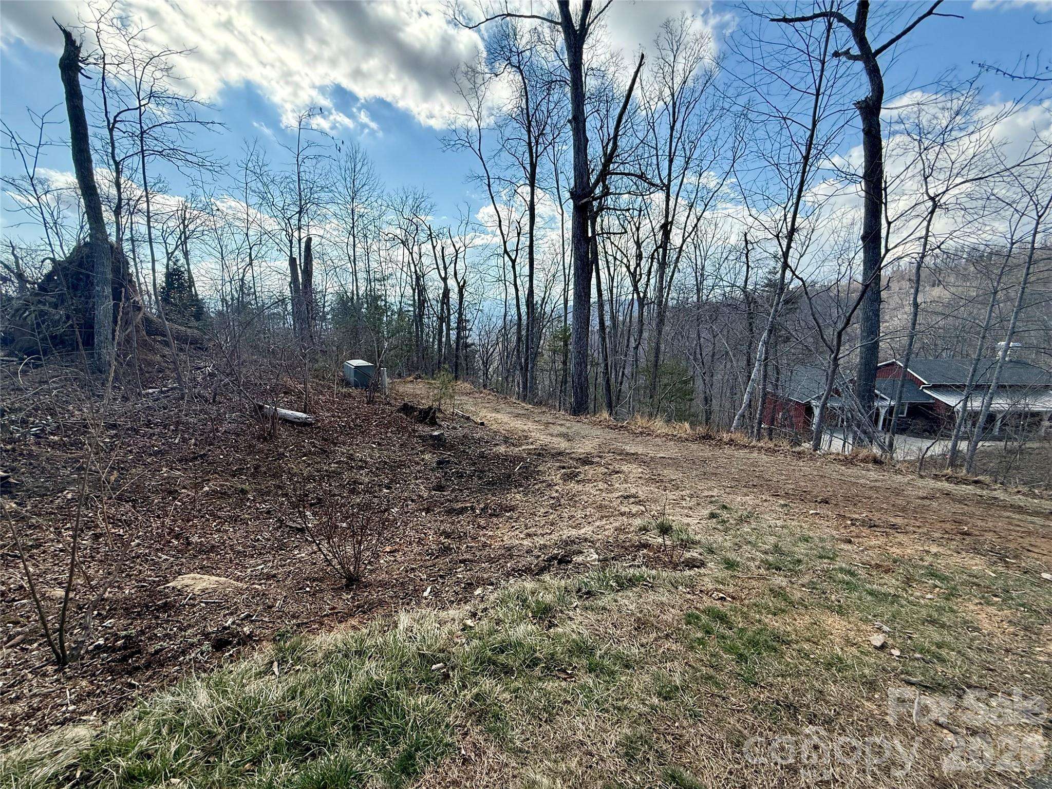 000 Rambling Ridge RD #16, Asheville, NC 28804