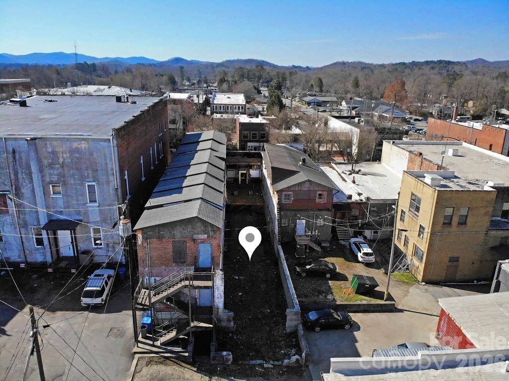 46 W Main ST, Brevard, NC 28712