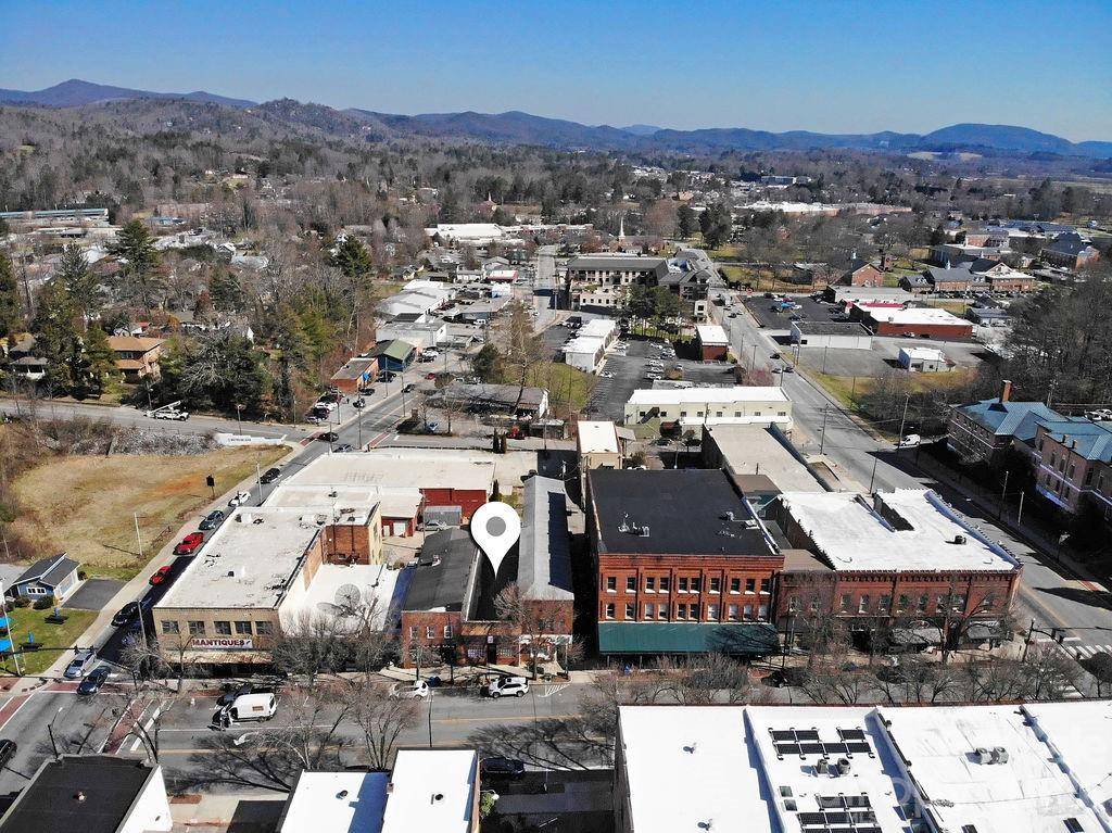 46 W Main ST, Brevard, NC 28712