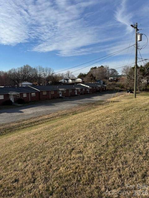 3309 Clarence Towery CIR, Hildebran, NC 28637