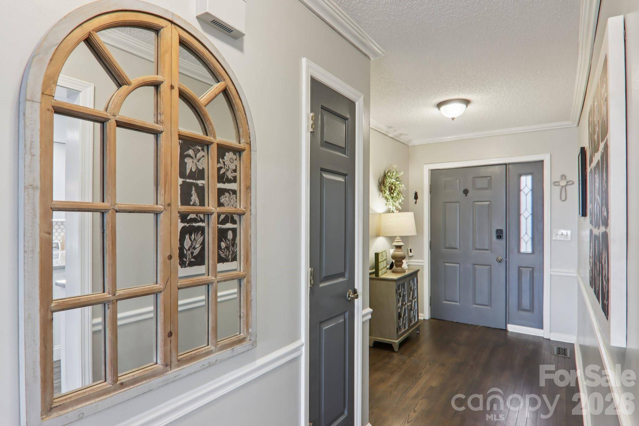 1601 Fleetwood PLZ, Laurel Park, NC 28739