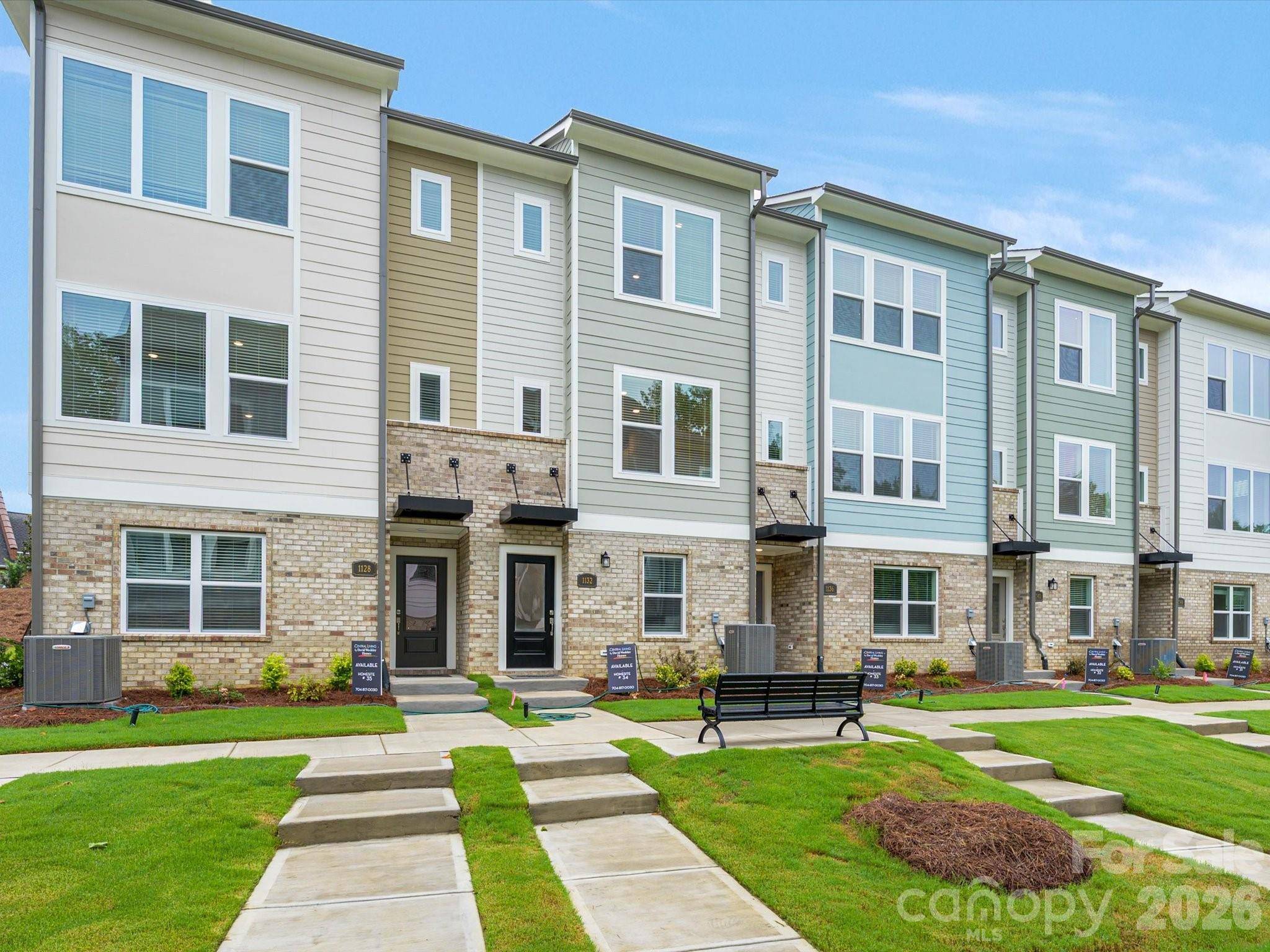 1128 Bismuth LN, Charlotte, NC 28211