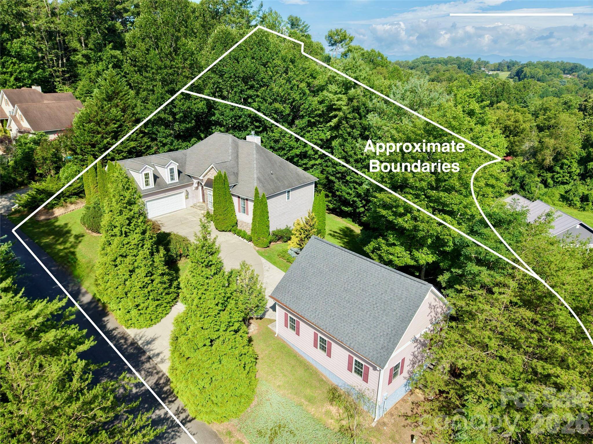 5 Timber Moss DR #8 & 9, Asheville, NC 28804