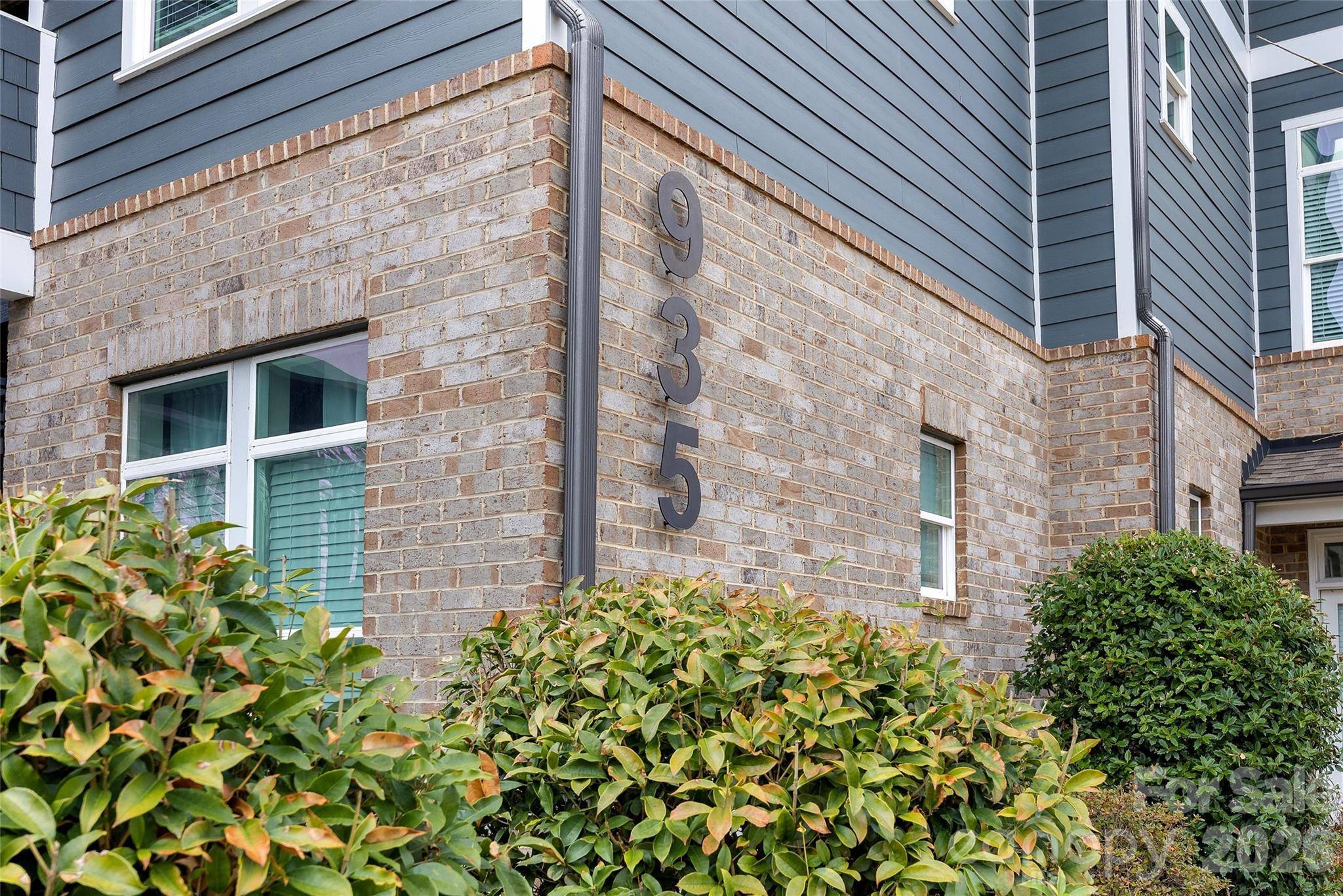 935 McAlway RD #102, Charlotte, NC 28211