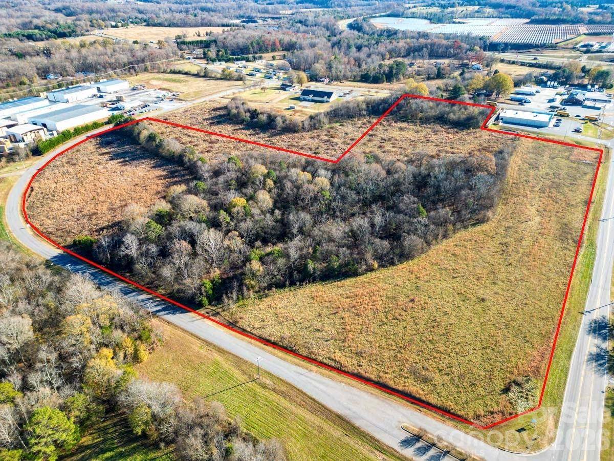 3331 Cansler CIR, Newton, NC 28658