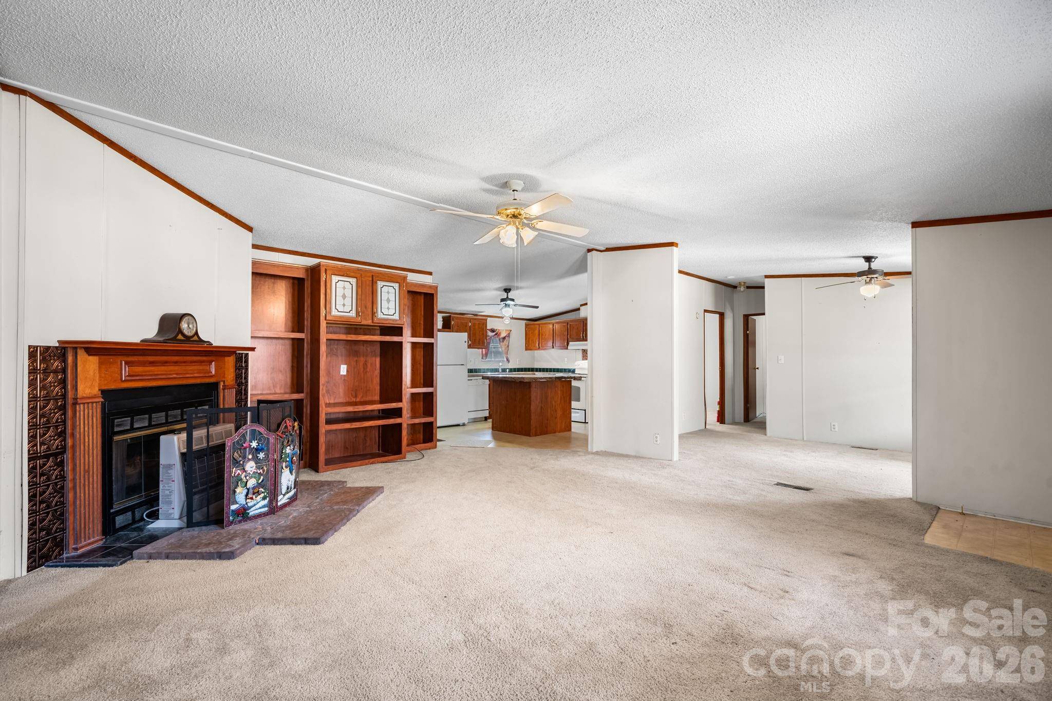 1922 Zacks Fork RD, Lenoir, NC 28645