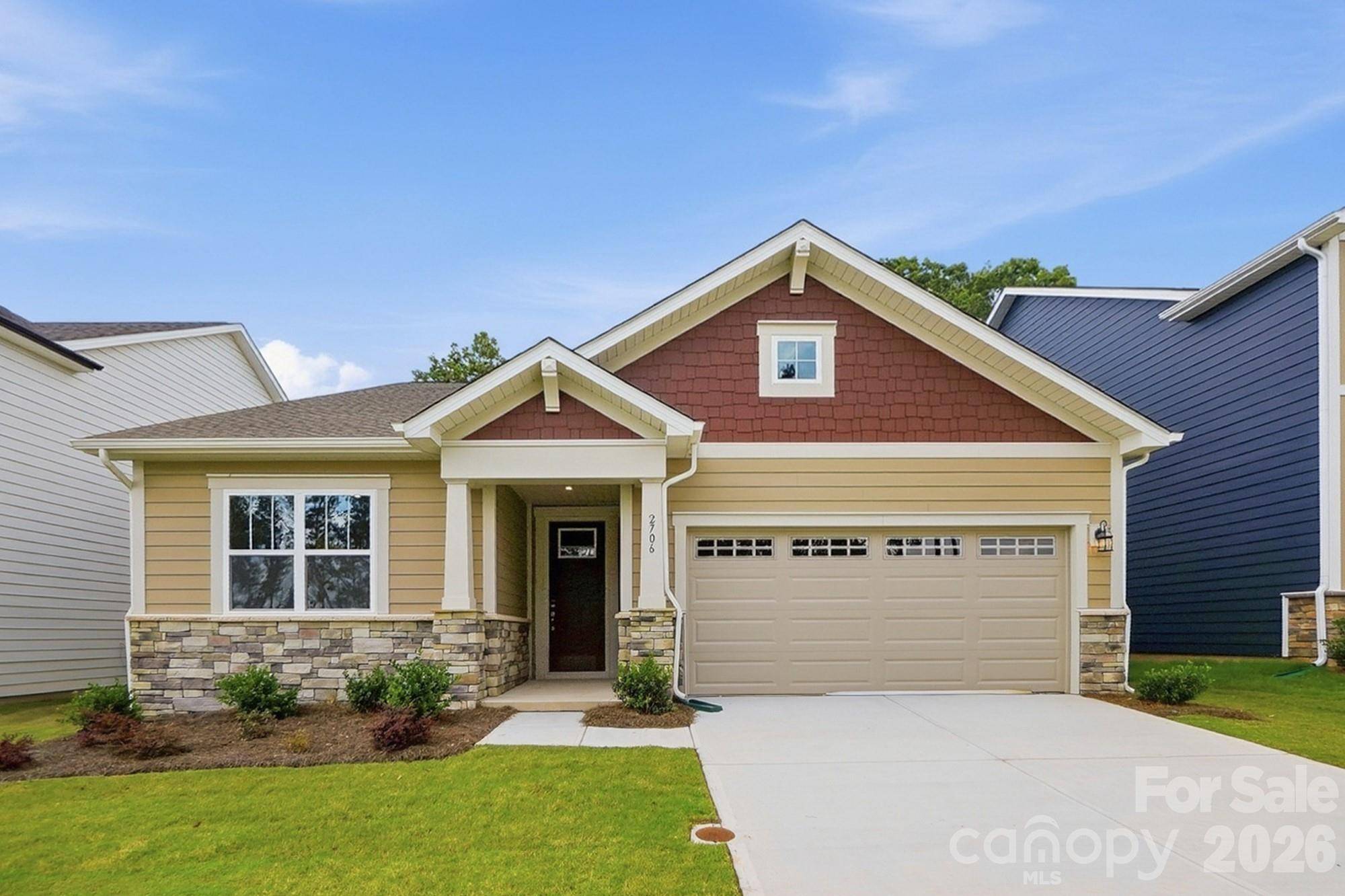 2706 Phoenix CT, Gastonia, NC 28052