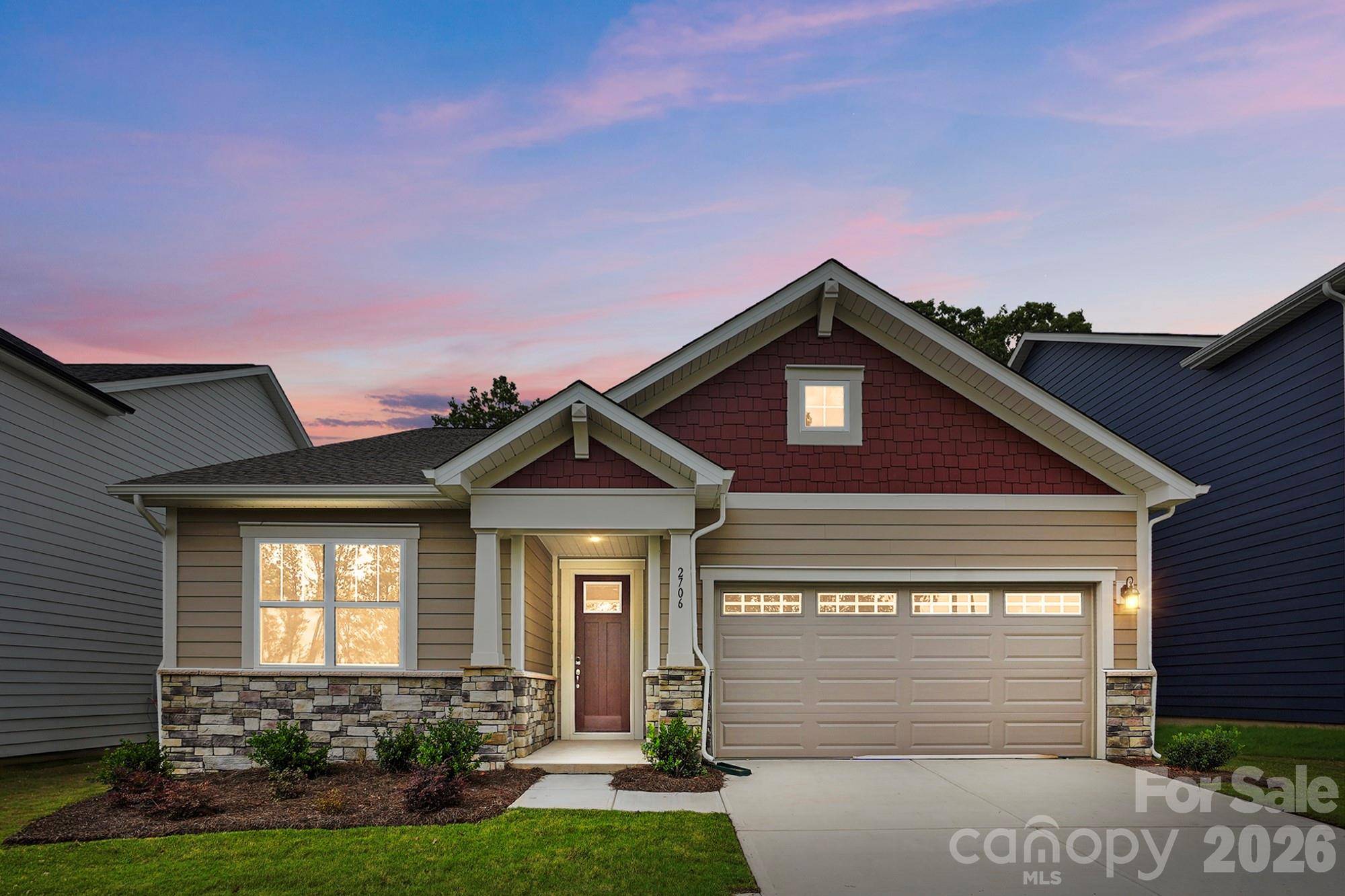 2706 Phoenix CT, Gastonia, NC 28052