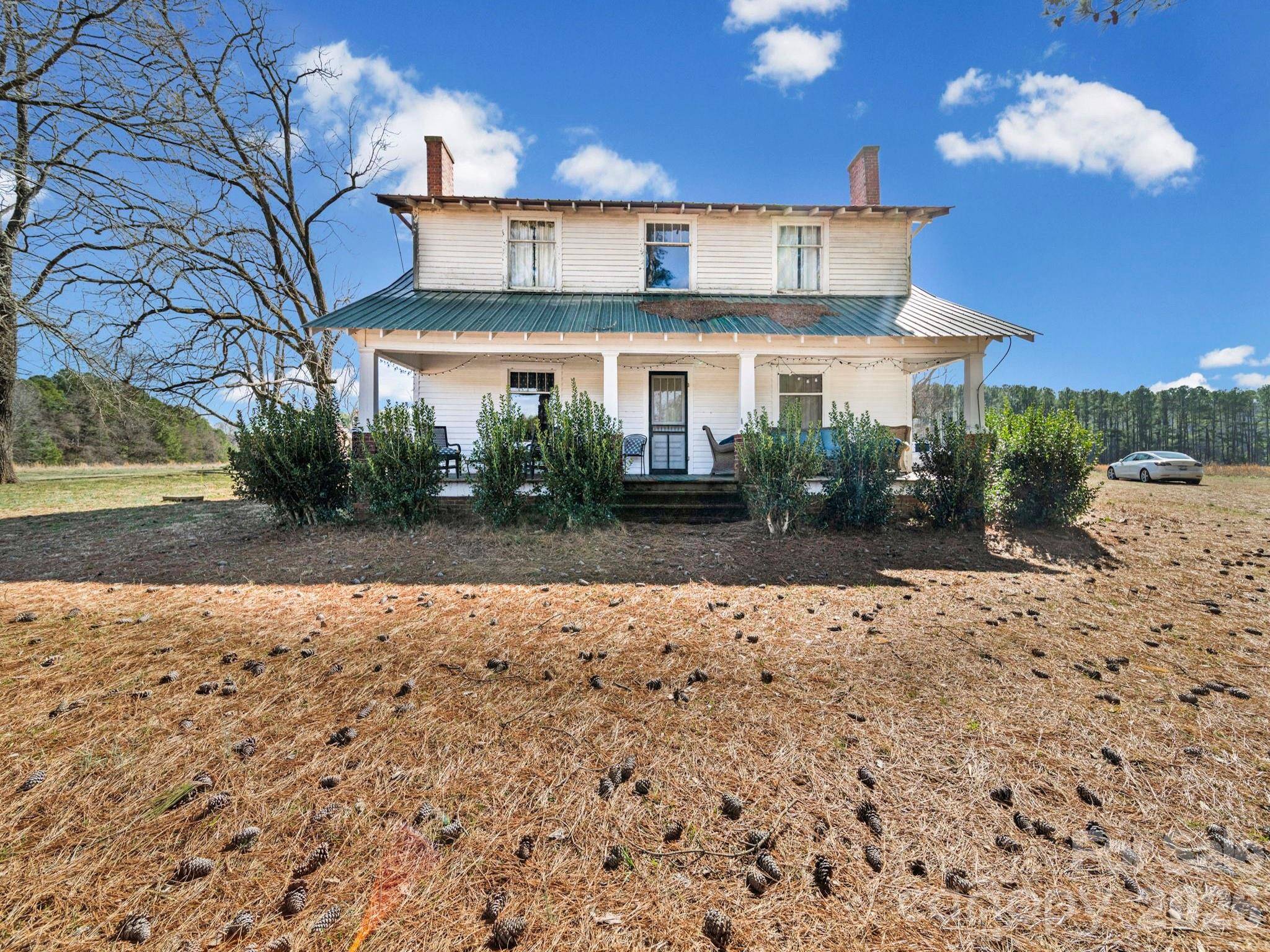 1347 Newsome RD, Denton, NC 27239