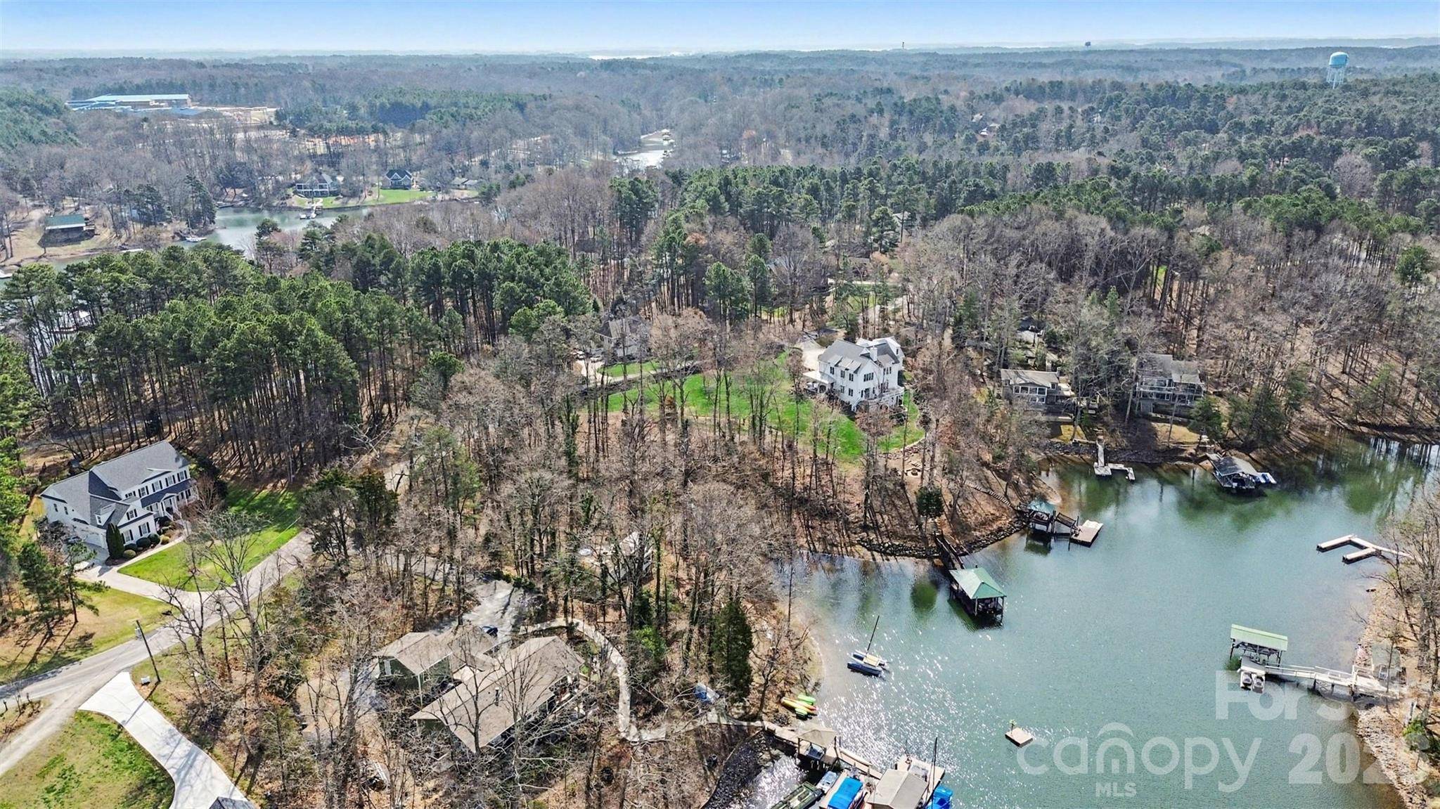 205 Grasshopper CIR, Mooresville, NC 28117