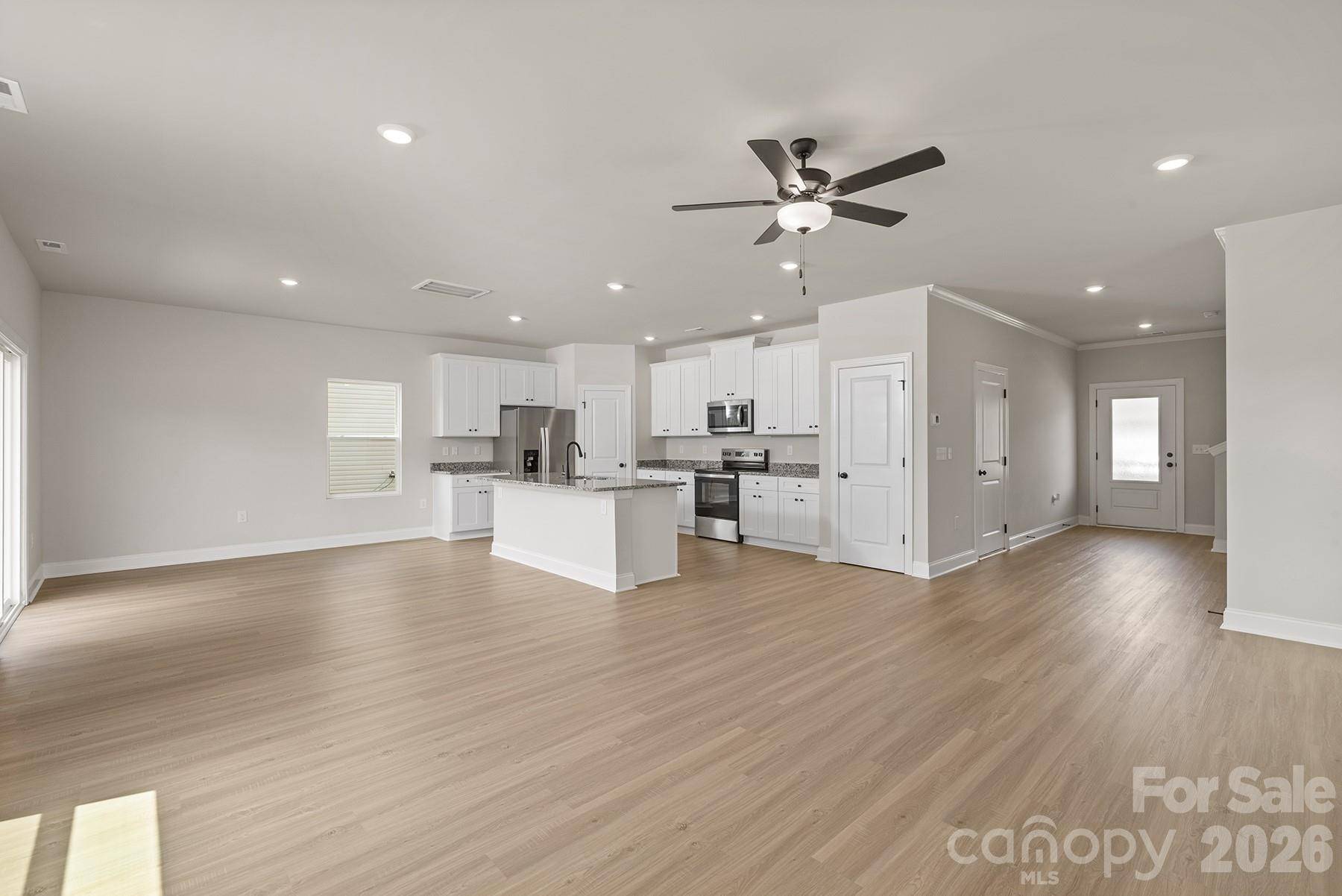3325 Yorkshire DR, Gastonia, NC 28052