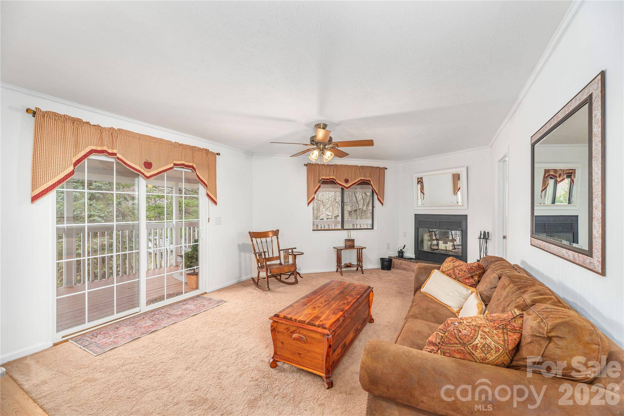 500 Apple Tree CT, Waynesville, NC 28786
