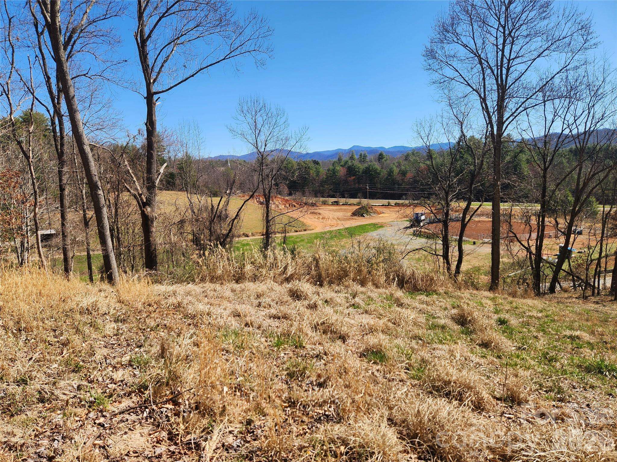 9999 Country DR, Mars Hill, NC 28754