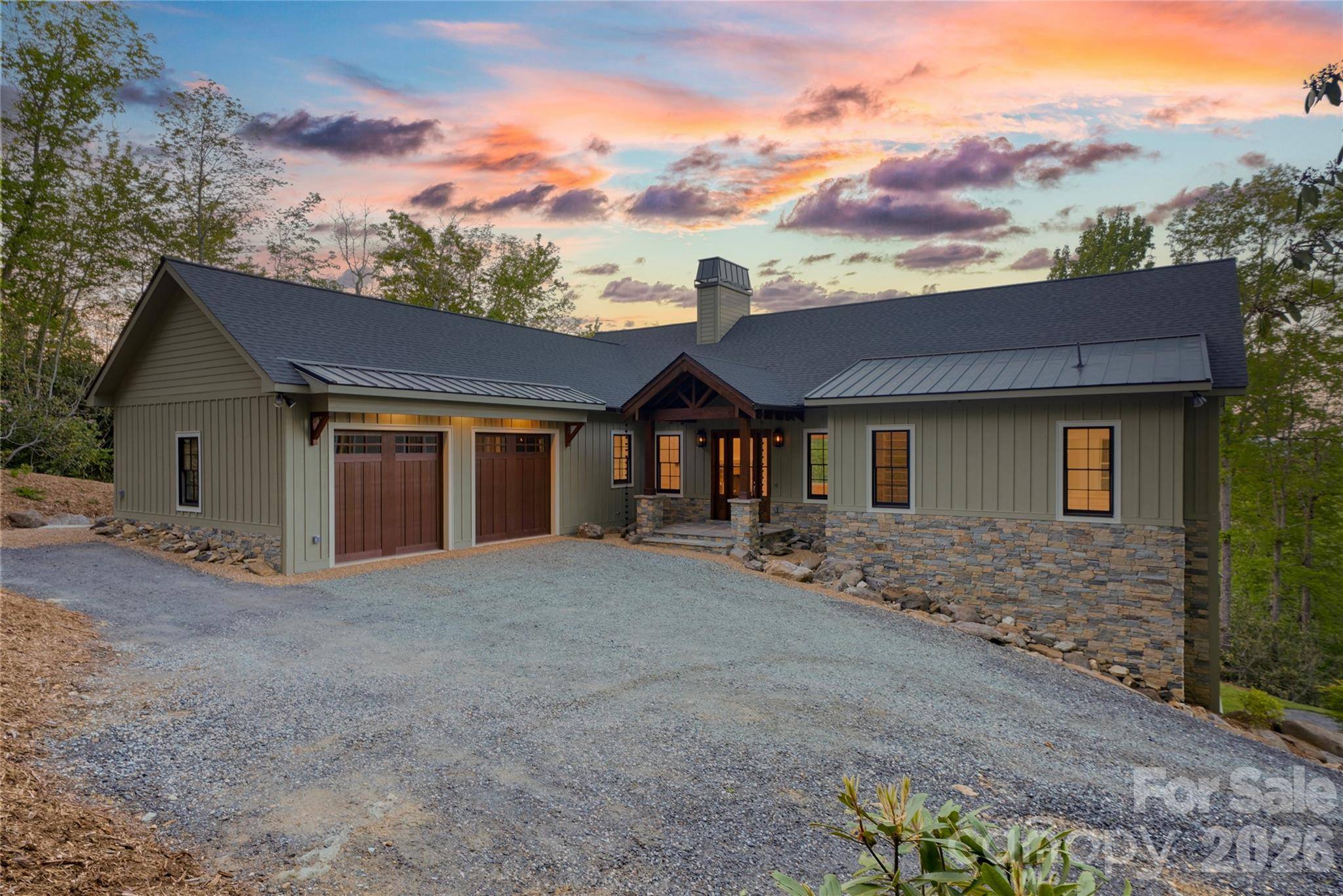 3434 Old Jonas Ridge RD, Newland, NC 28657