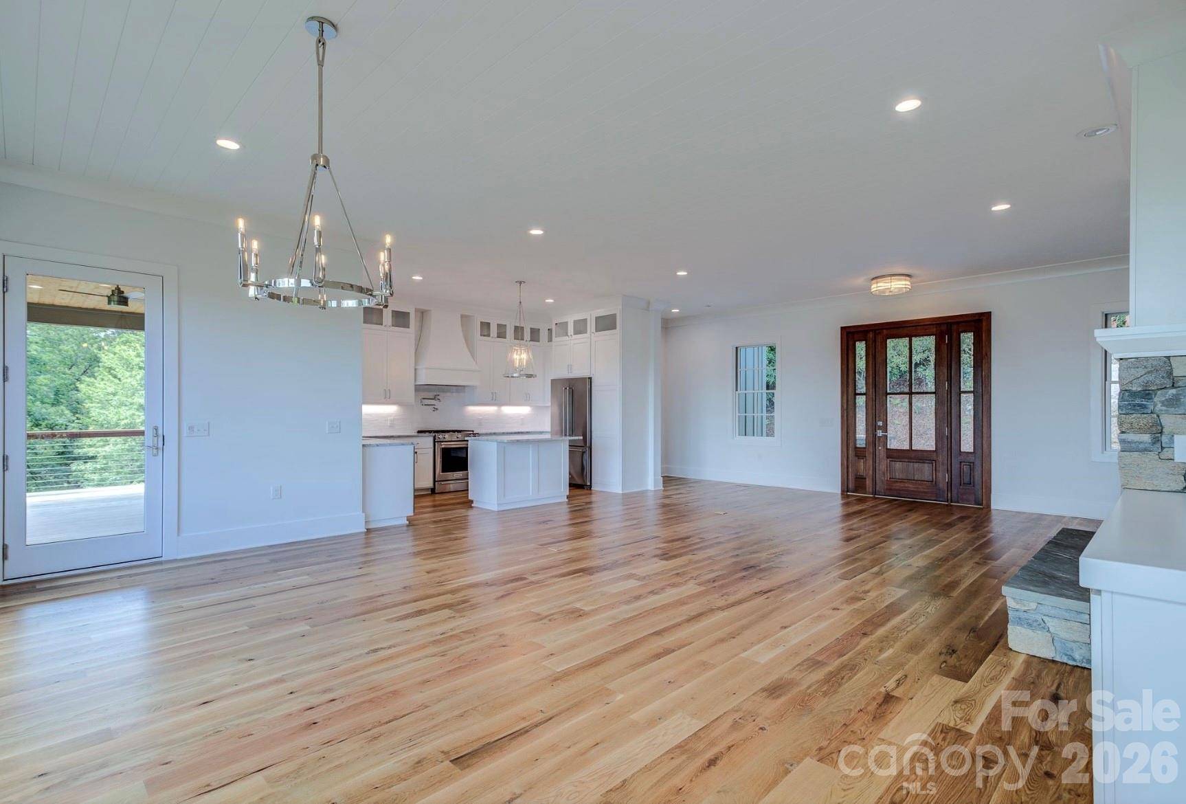 3434 Old Jonas Ridge RD, Newland, NC 28657