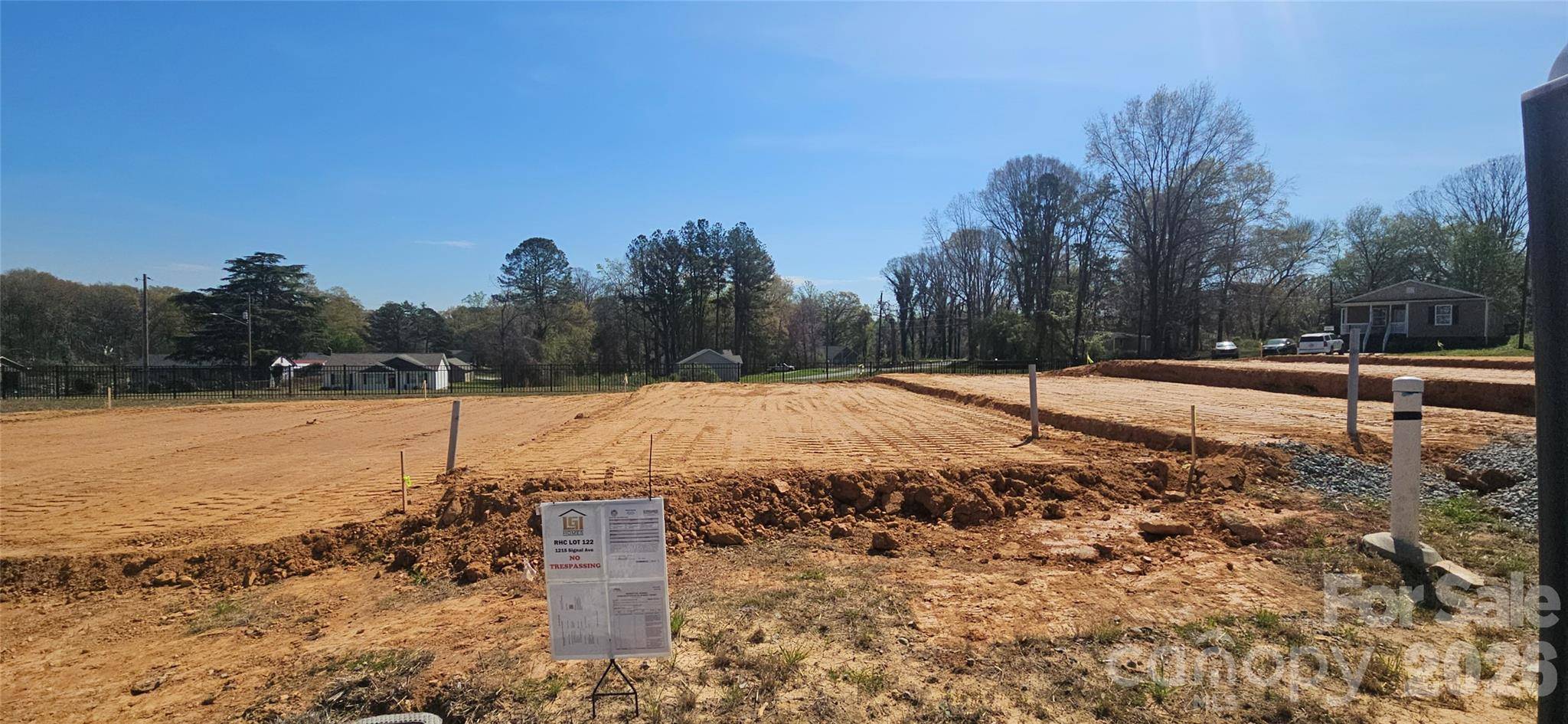 1215 Signal AVE, Gastonia, NC 28052