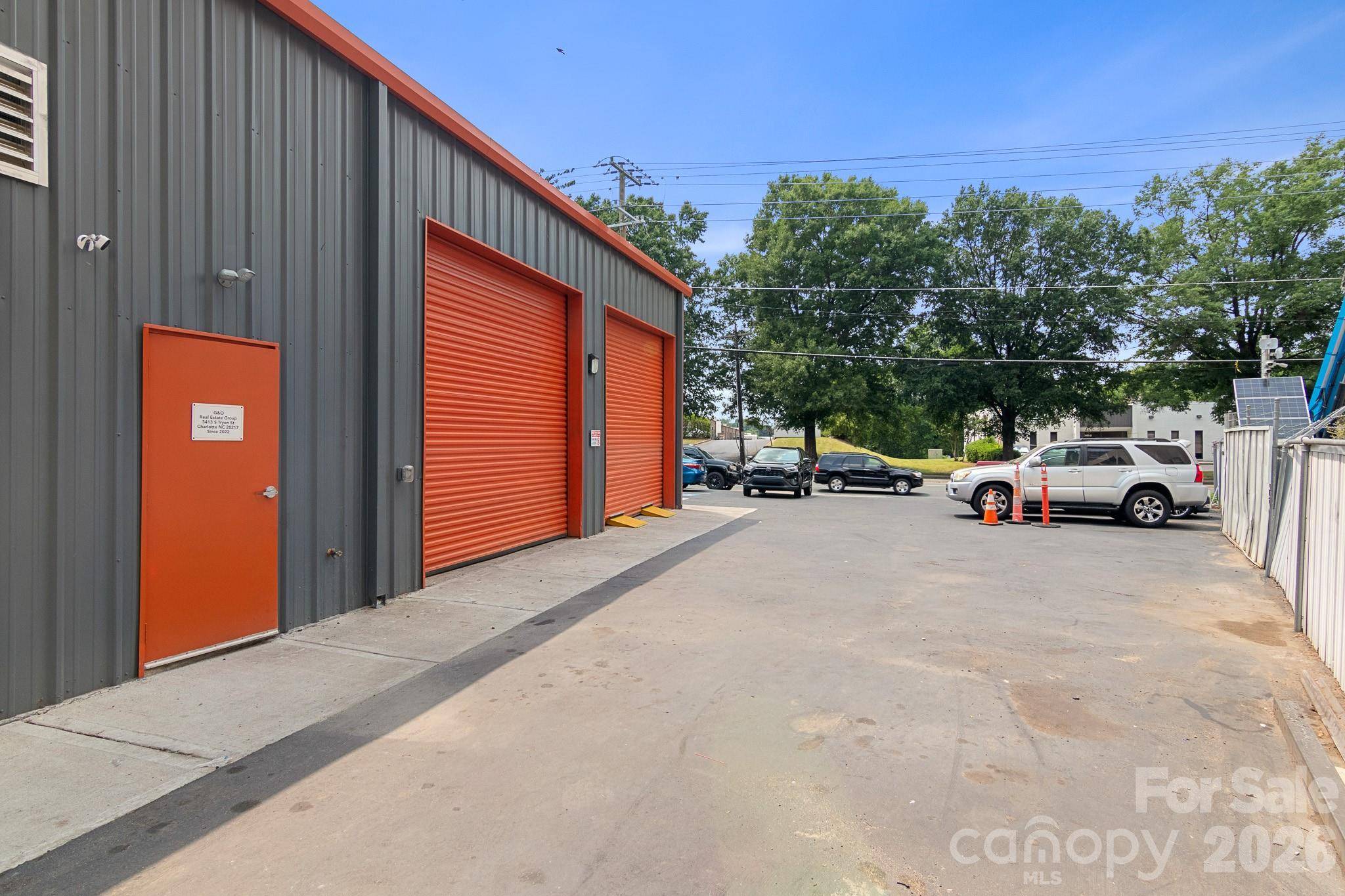 3413 S Tryon ST, Charlotte, NC 28217