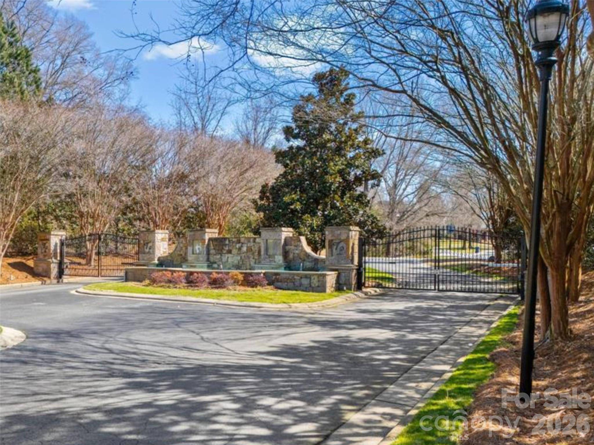 8334 Victoria Lake DR, Waxhaw, NC 28173