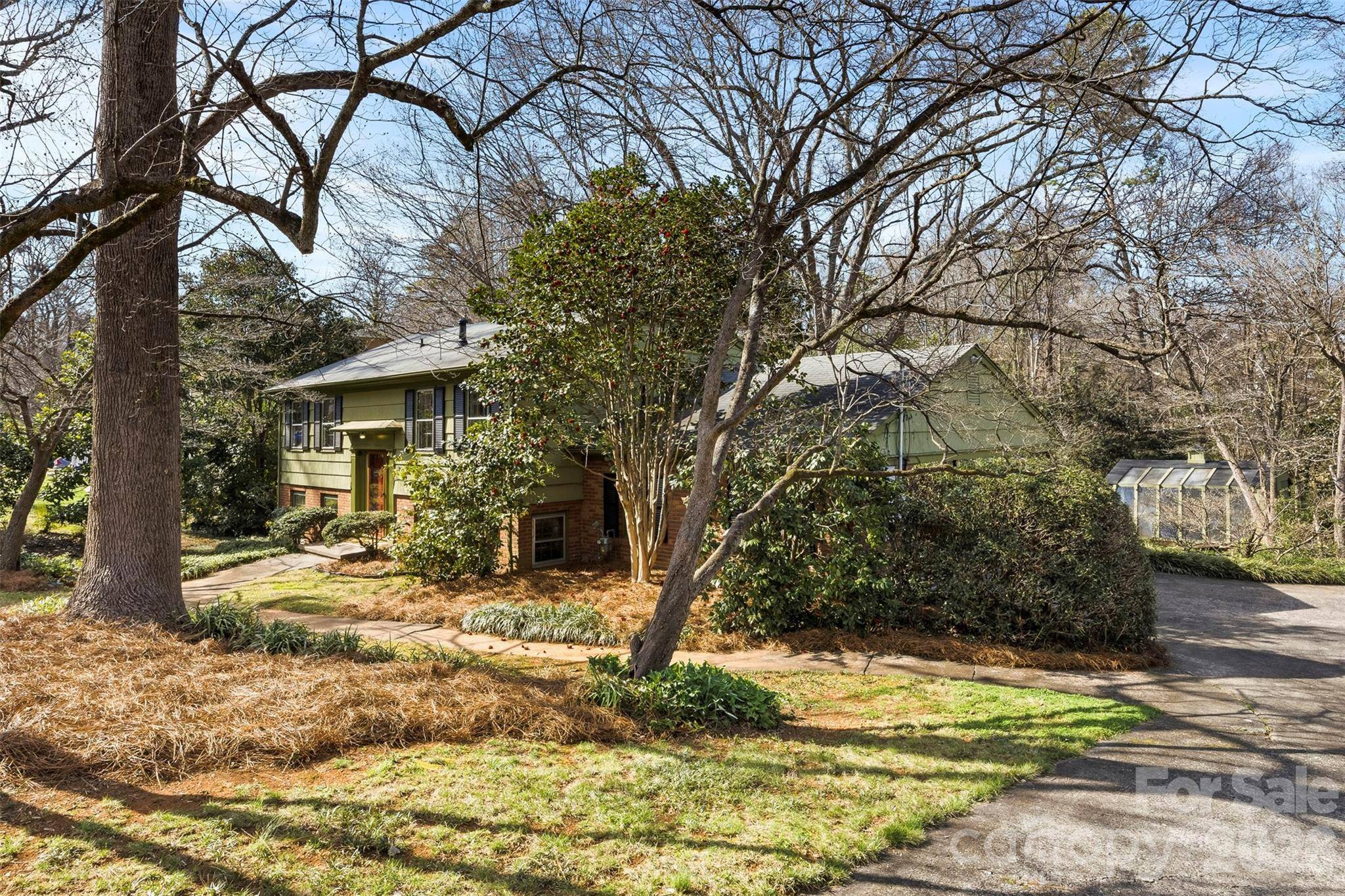 2968 Club DR, Gastonia, NC 28054